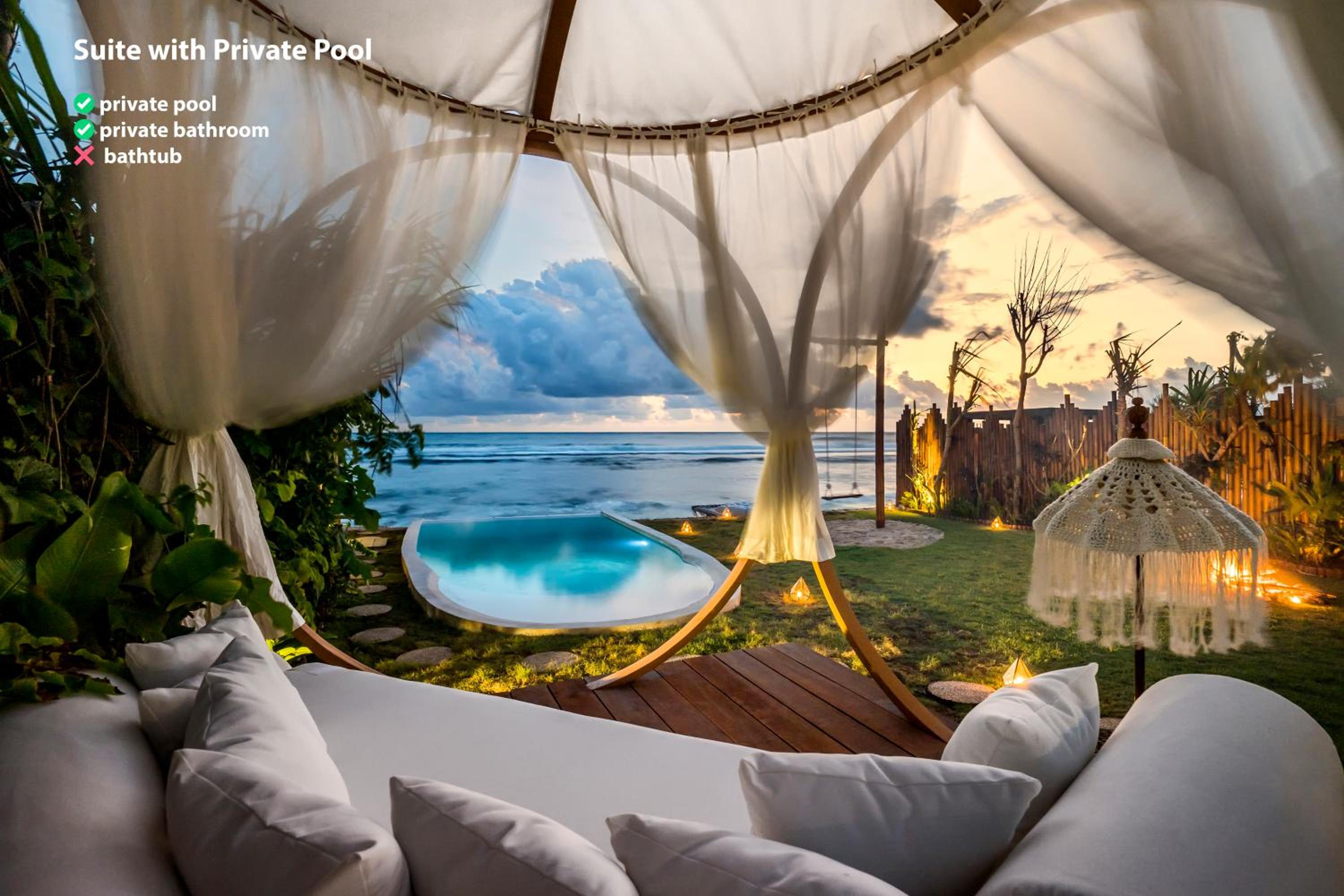 Suite with Private Pool - Photo 10