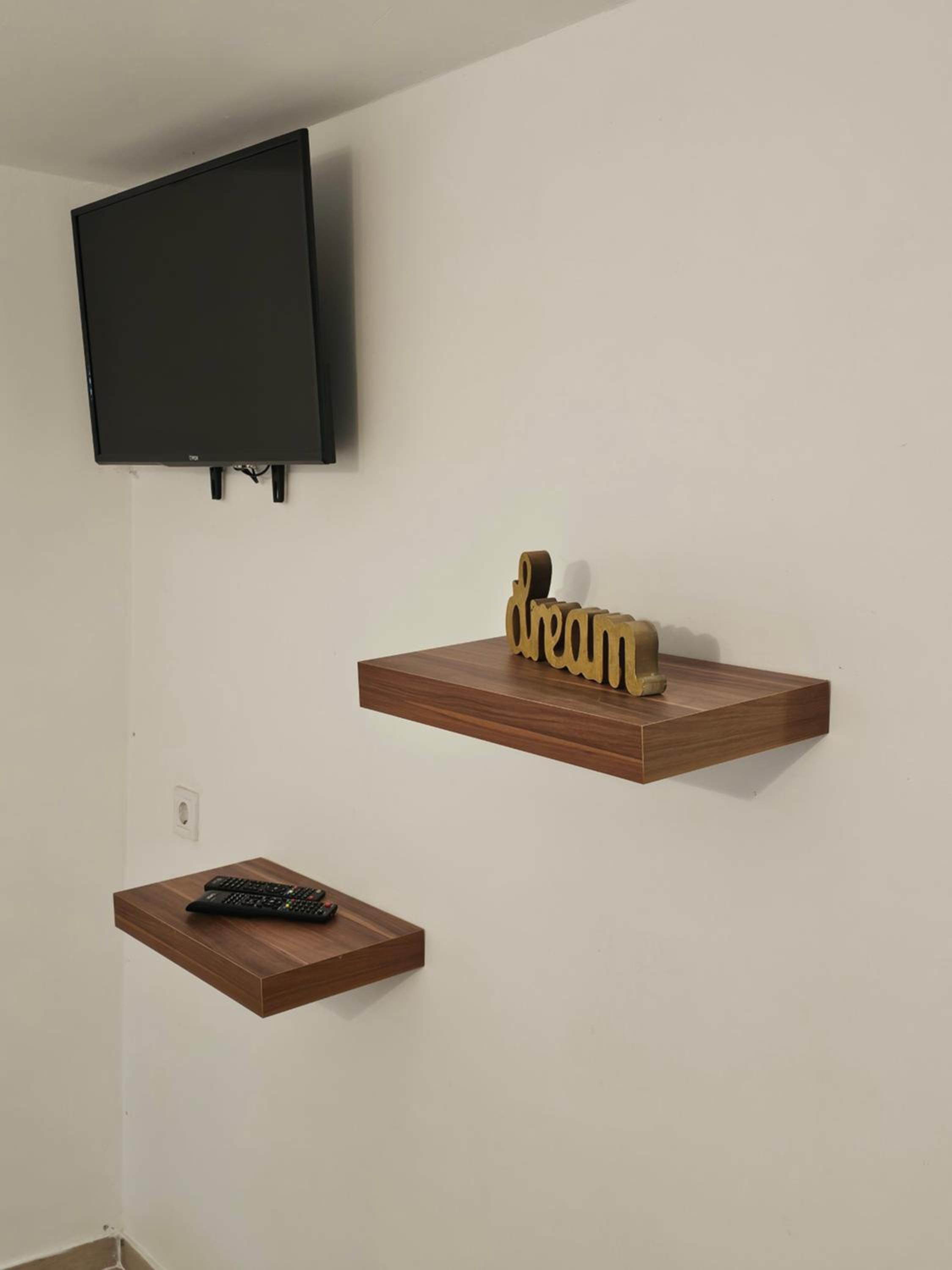 Studio Apartment photo 1