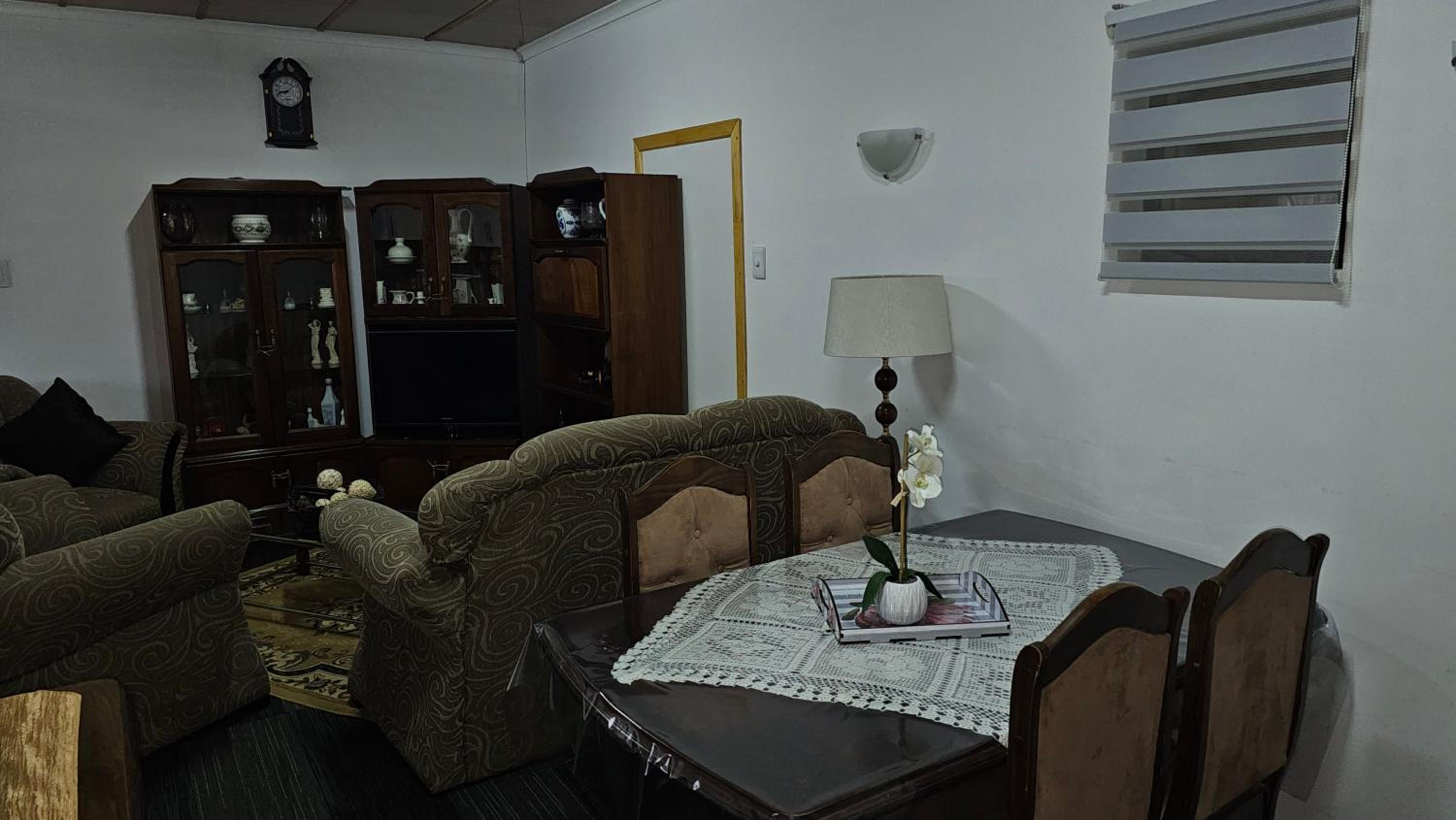 Family Room - Photo 7