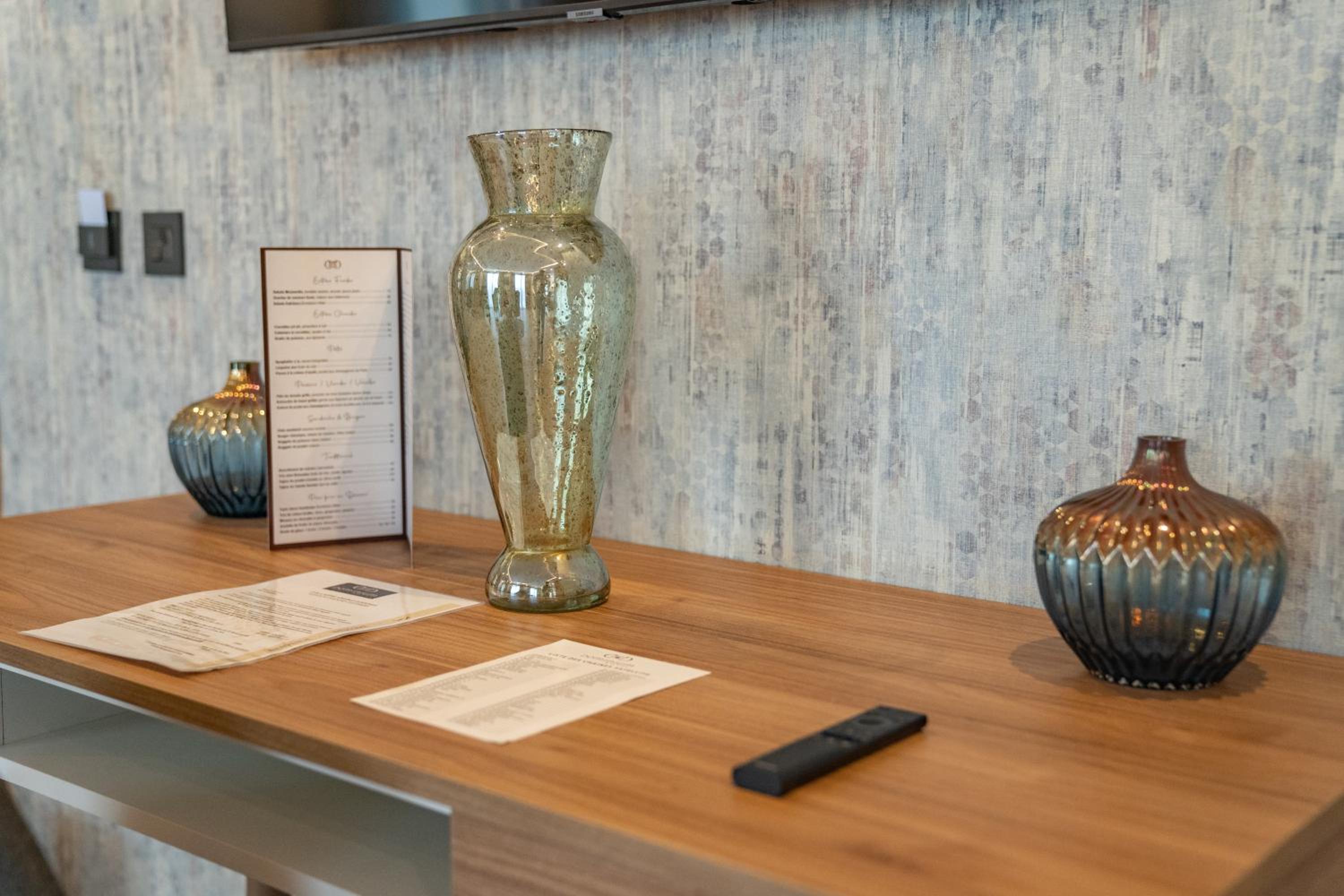 Superior Suite - Photo 3