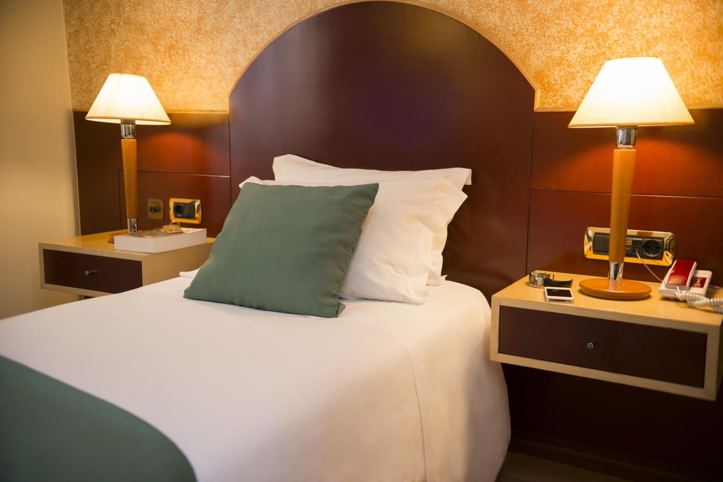 Economy Single Room