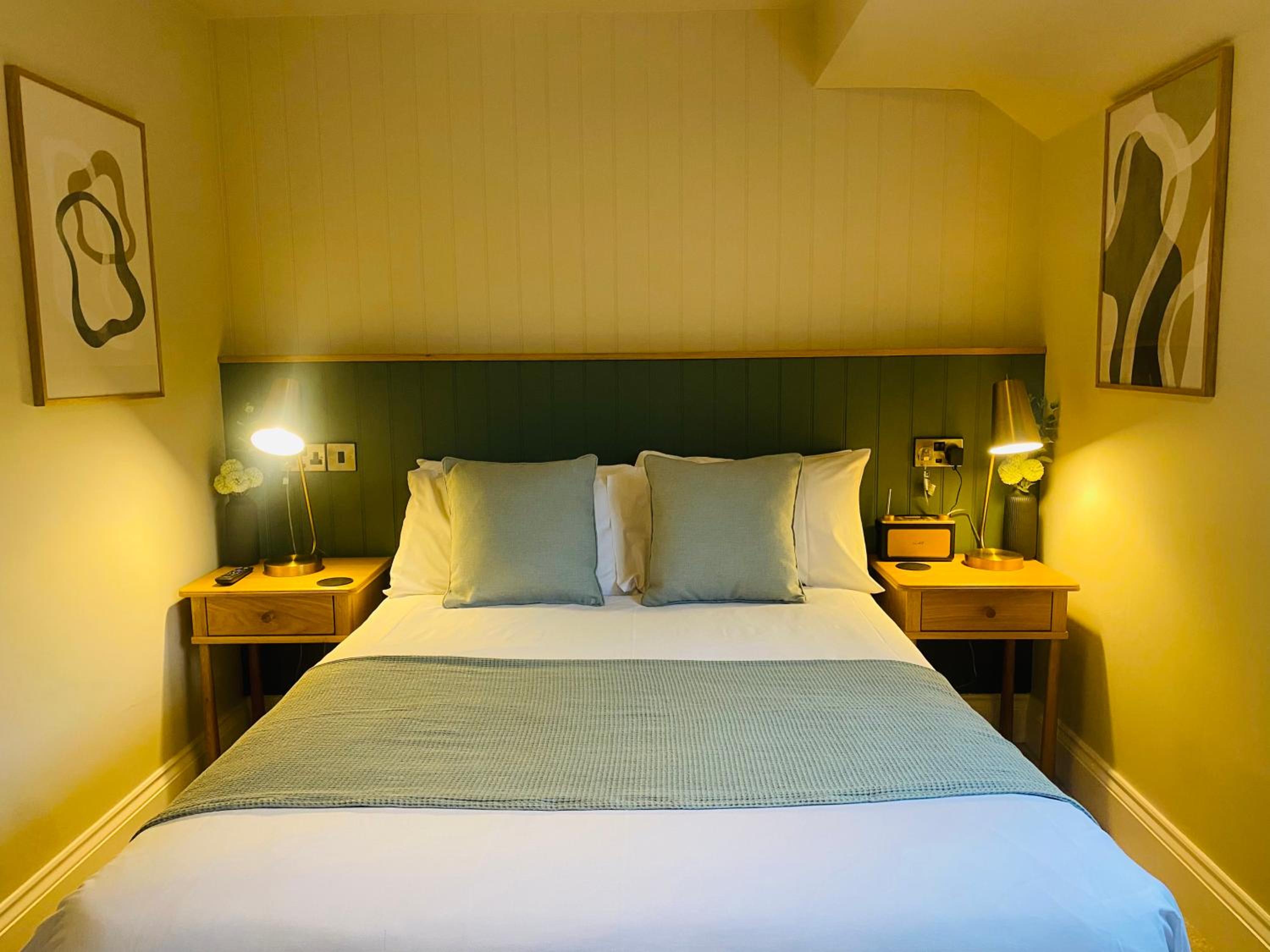 Double Room with Private Bathroom photo 3