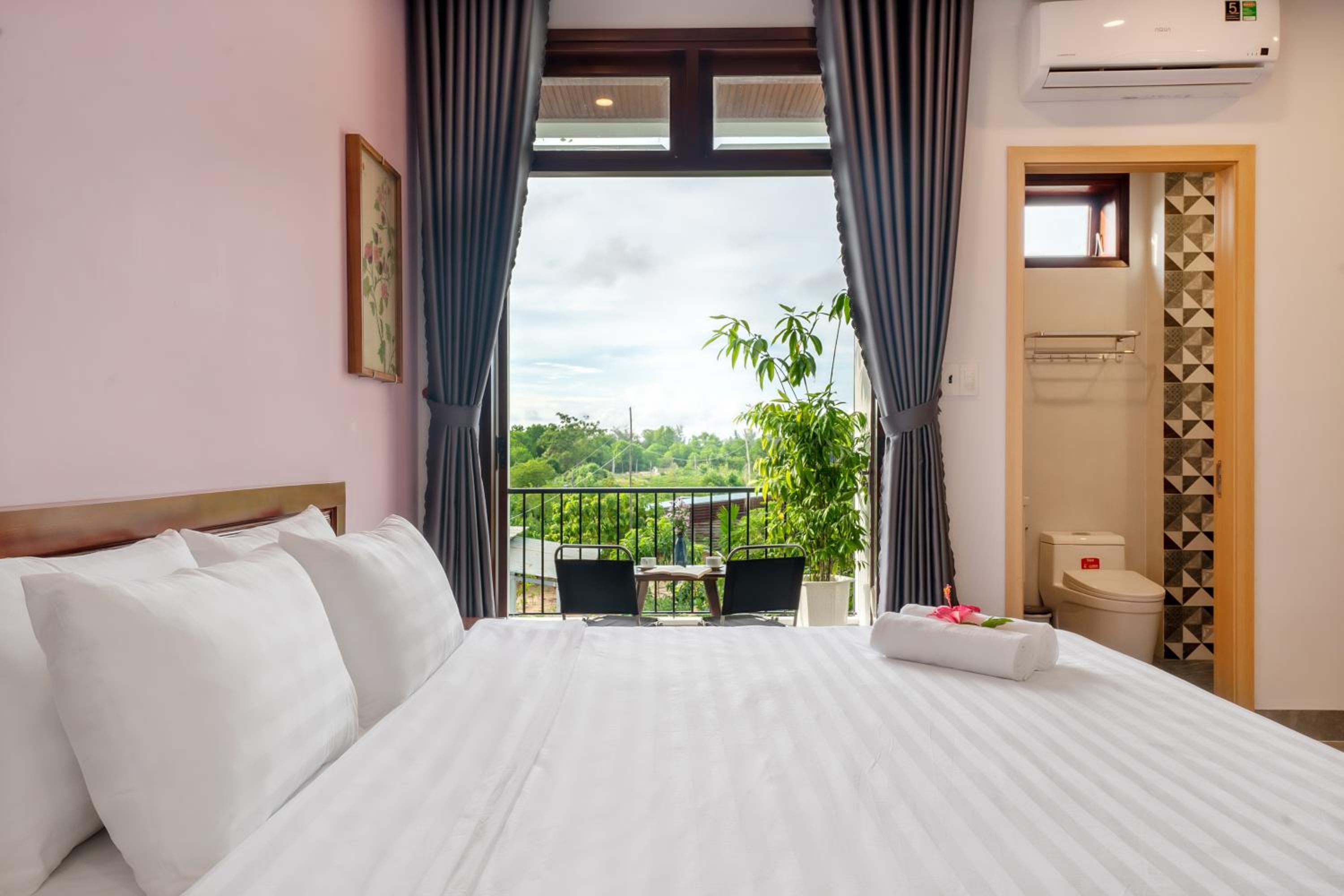 Double Room With Pool View