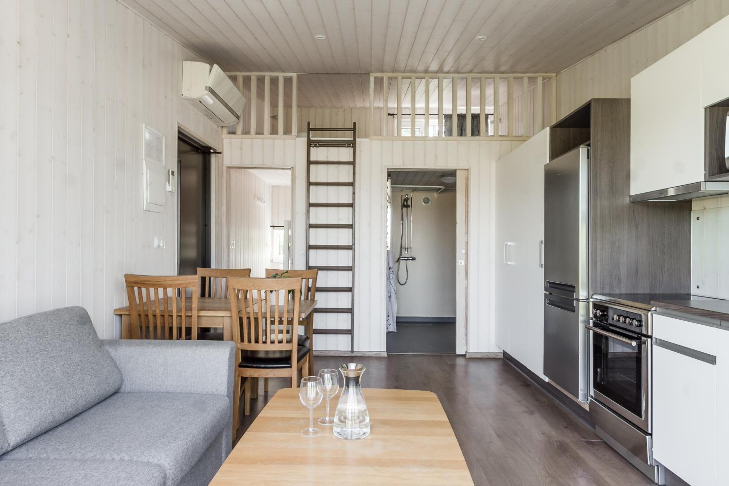 One-Bedroom House photo 1