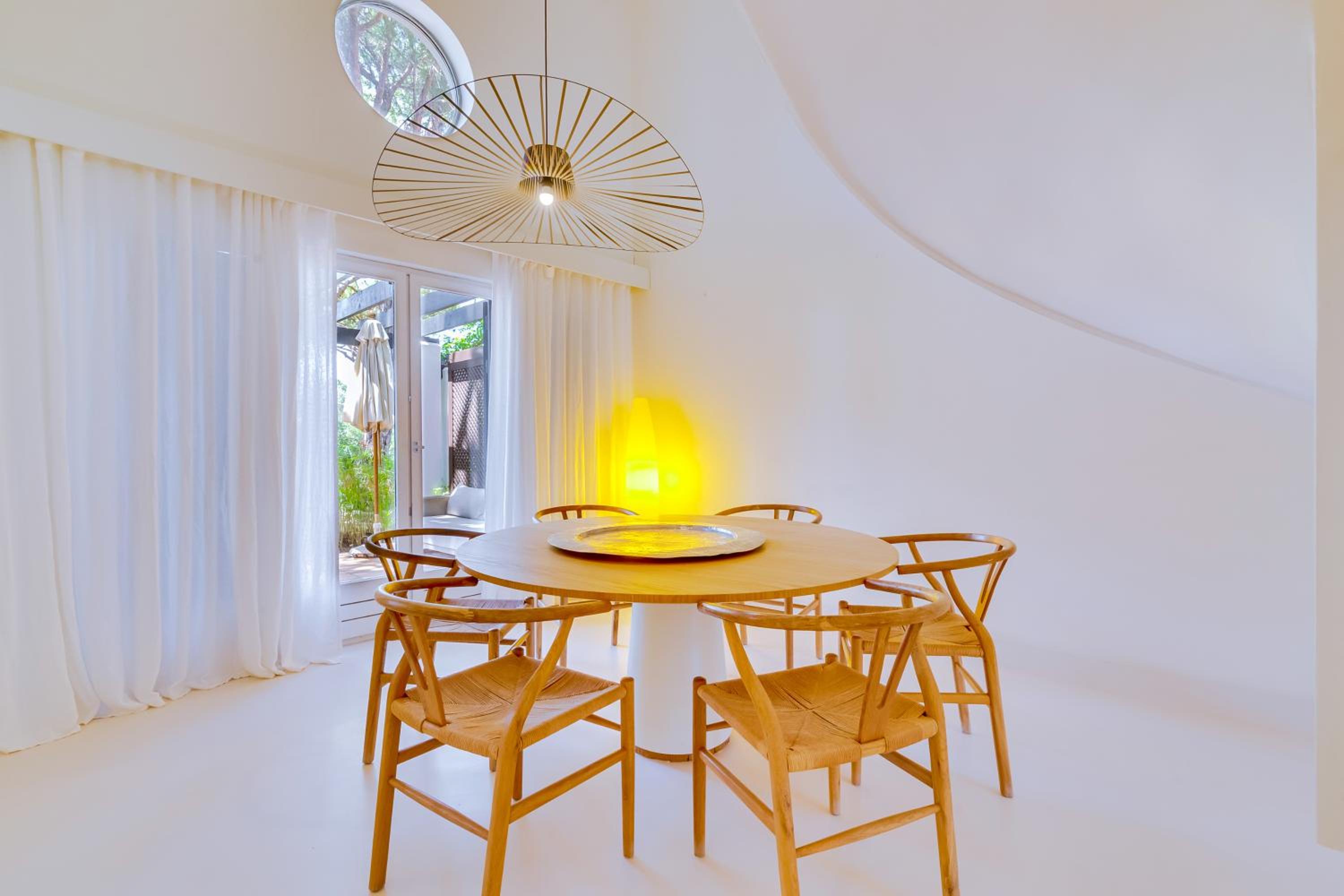 Deluxe Four-Bedroom Townhouse