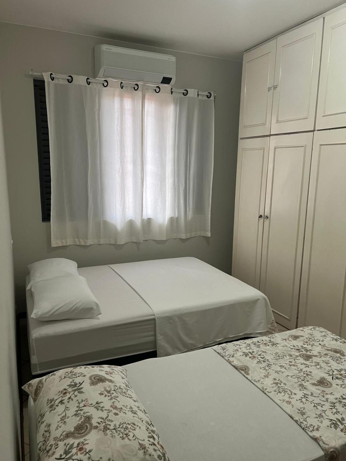 Basic Triple Room with Shared Bathroom