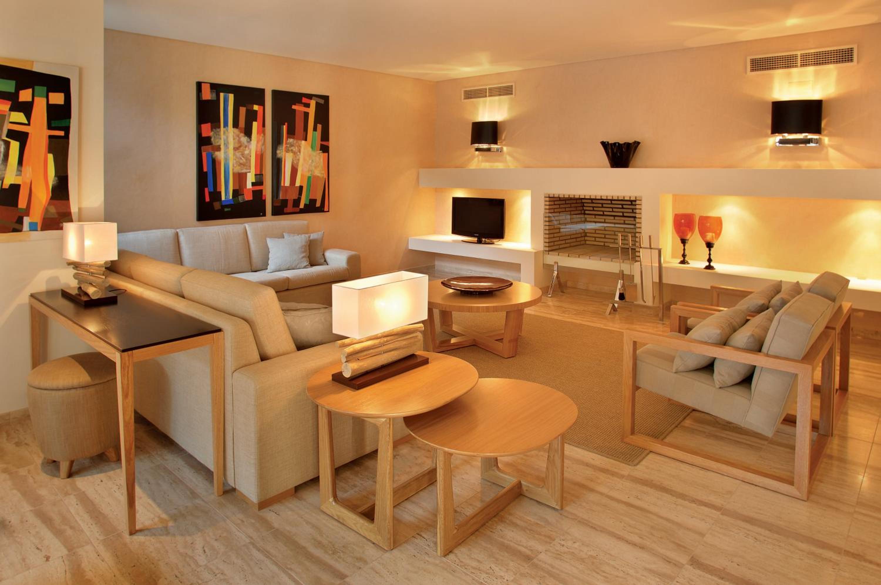 Deluxe Four Bedroom Villa
