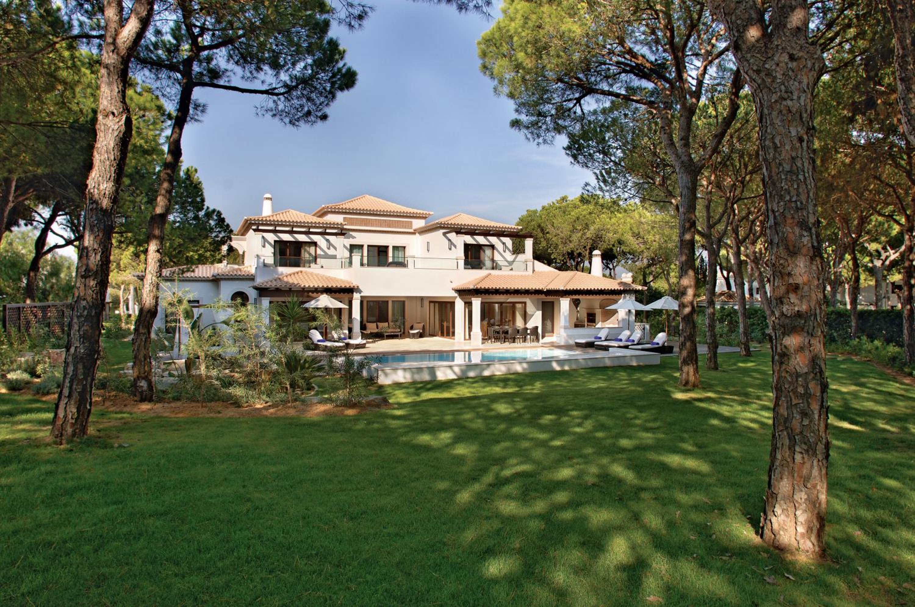 Deluxe Four Bedroom Villa