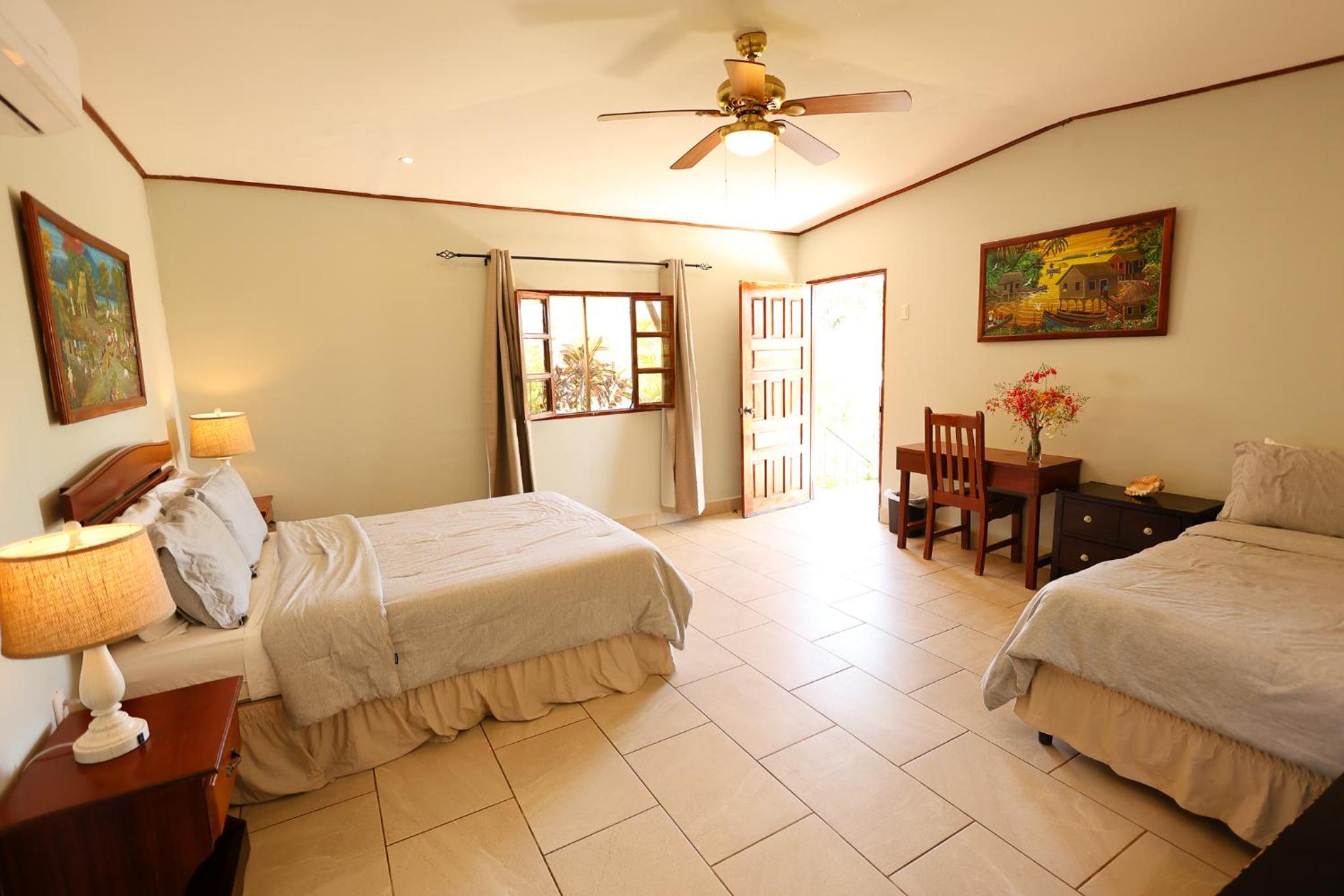 Triple Room 1 with Balcony photo 1