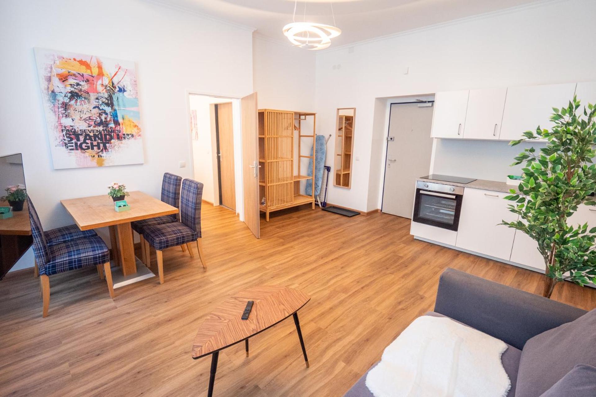 Large Twin Room