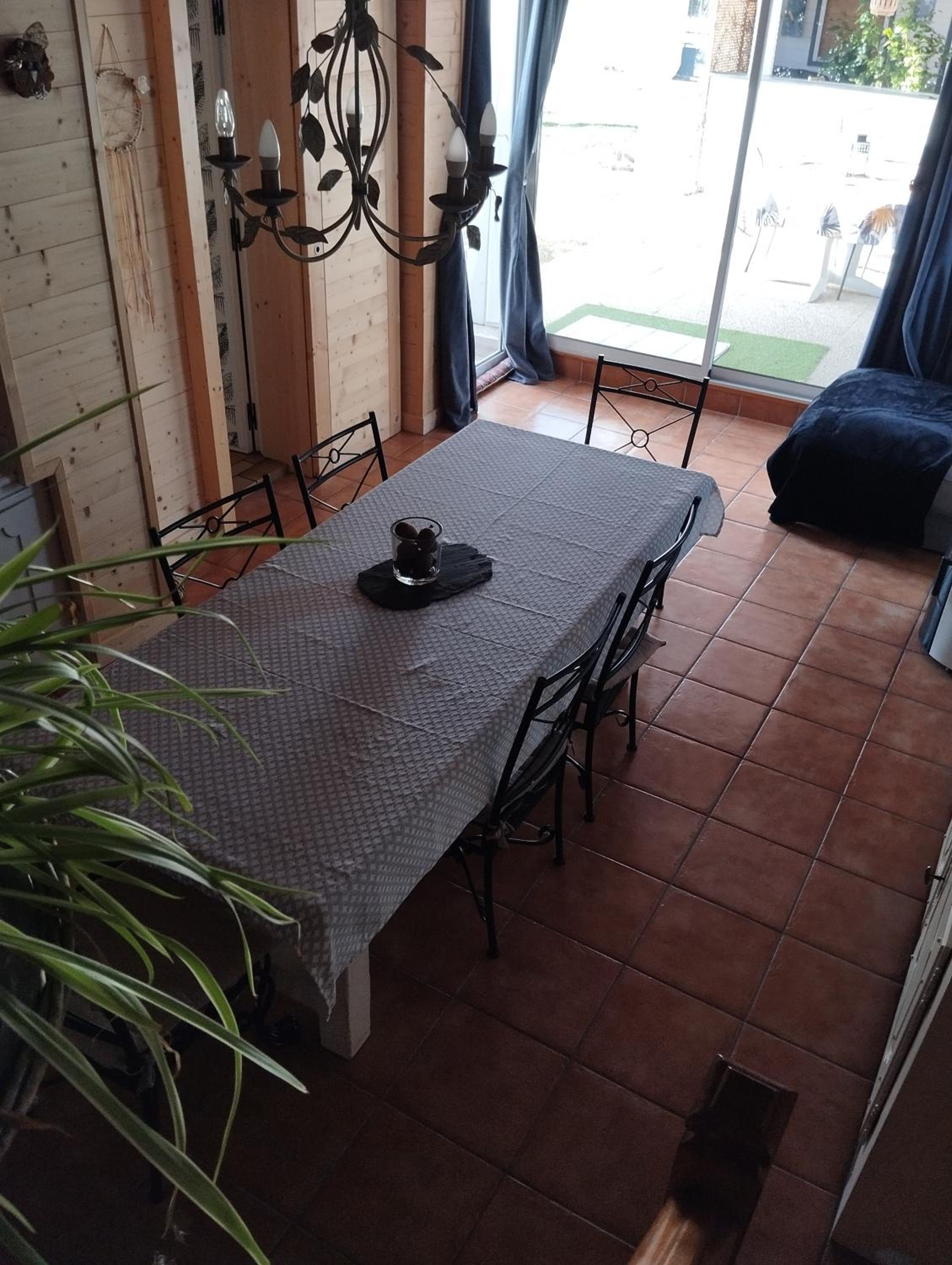 Two-Bedroom House - Photo 34
