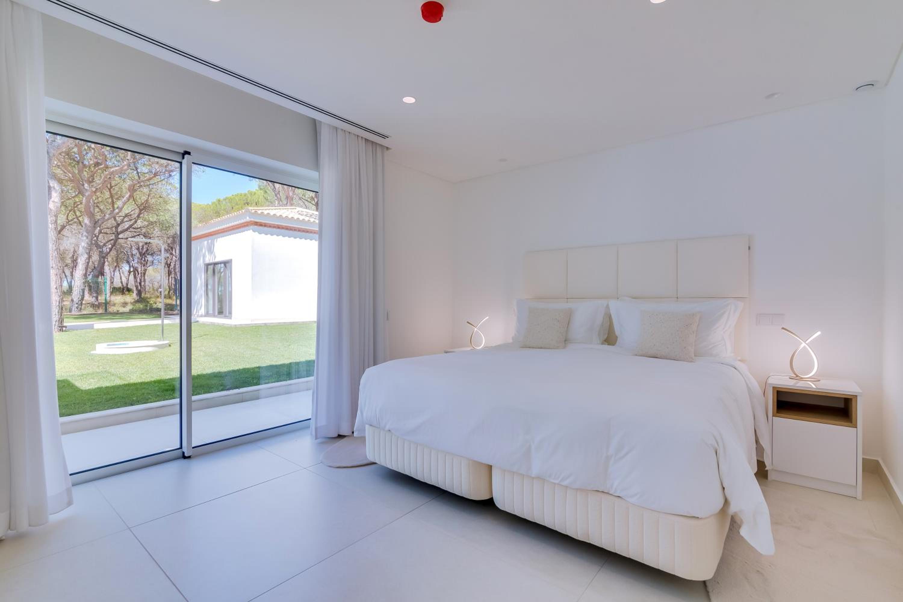 Premium Deluxe Five Bedroom Villa
