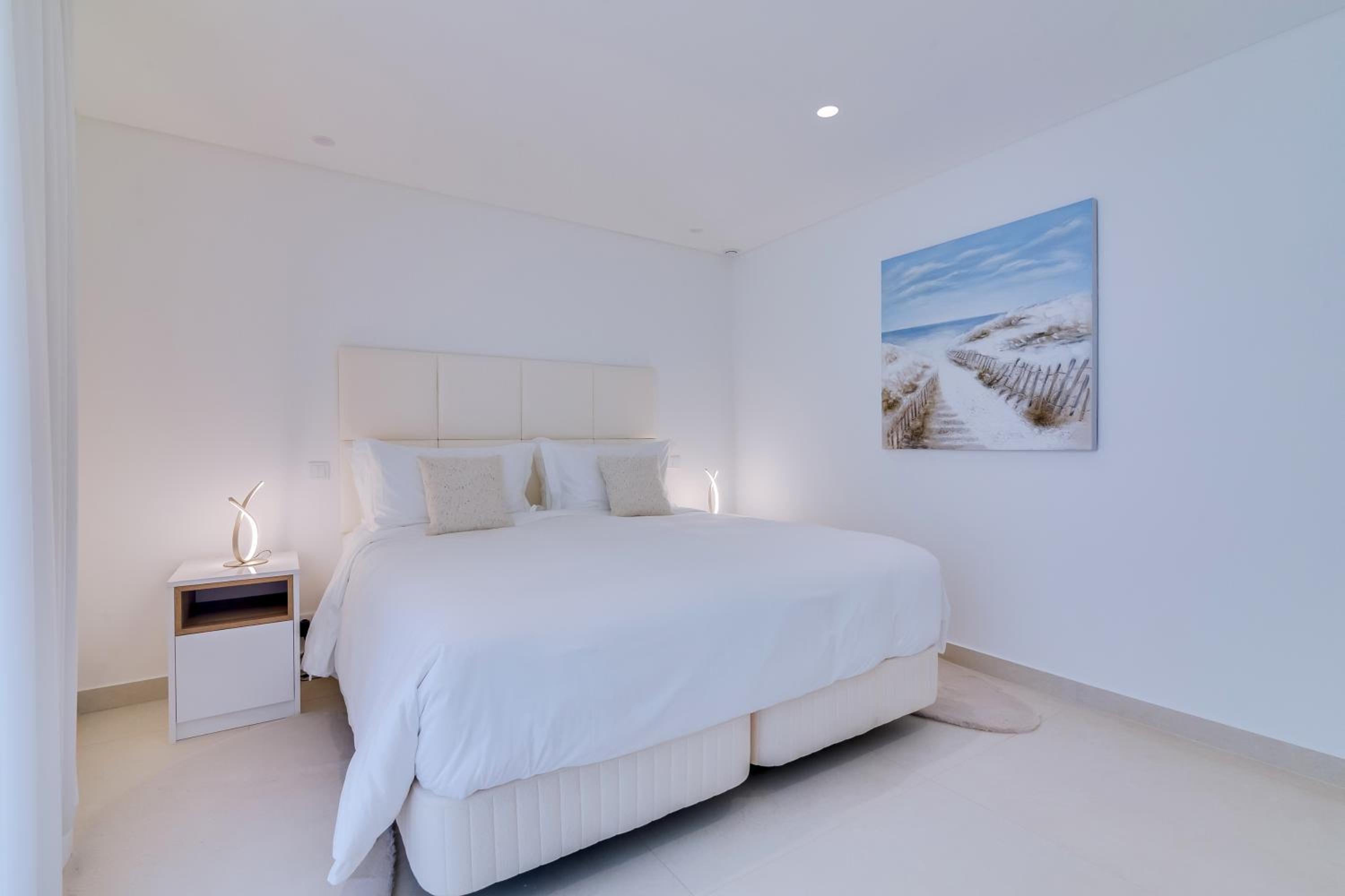 Premium Deluxe Five Bedroom Villa