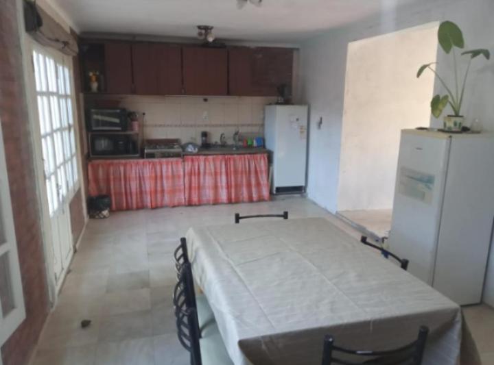 Three-Bedroom House photo 2