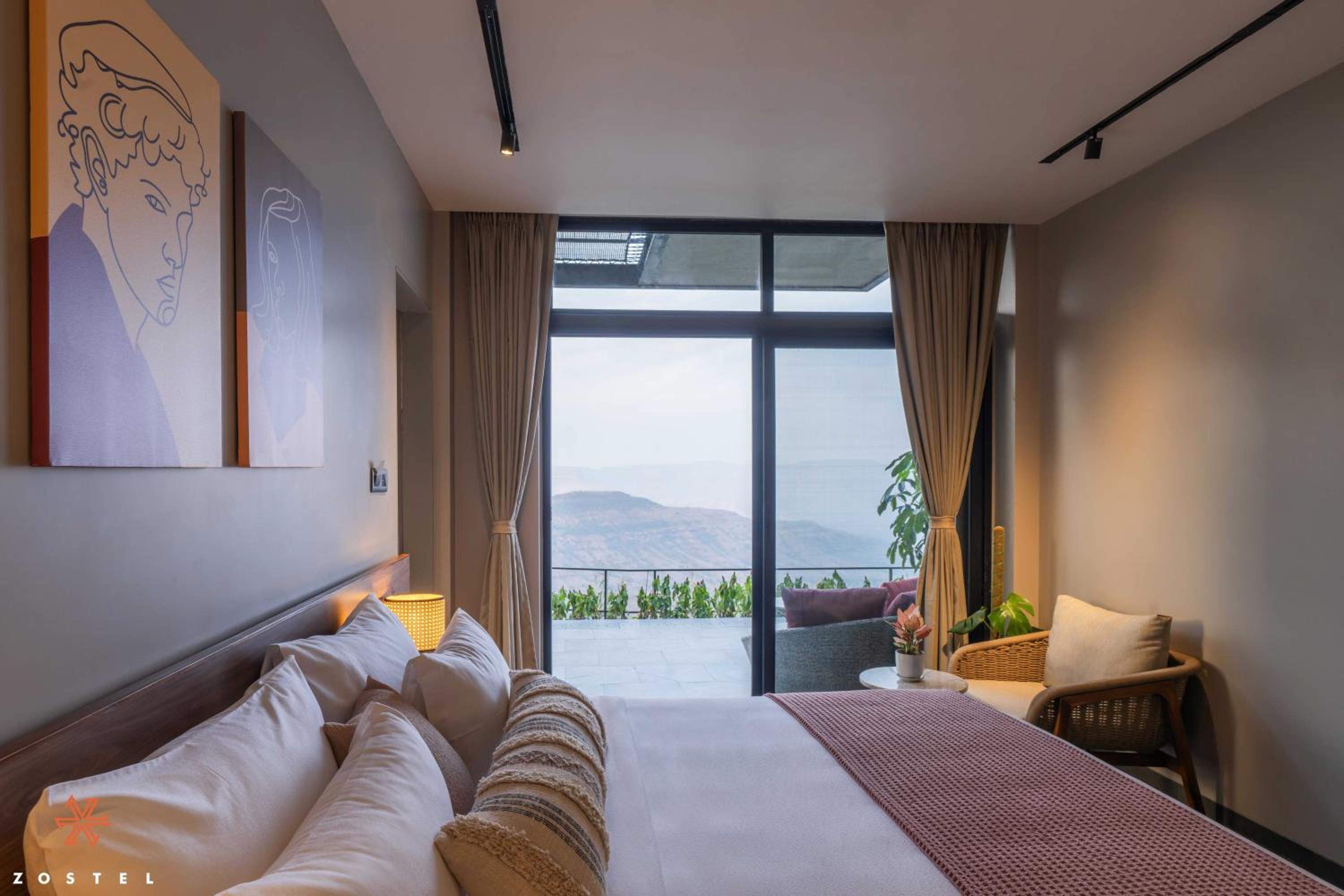 Premium Room (with valley-side garden lounge) - Photo 7