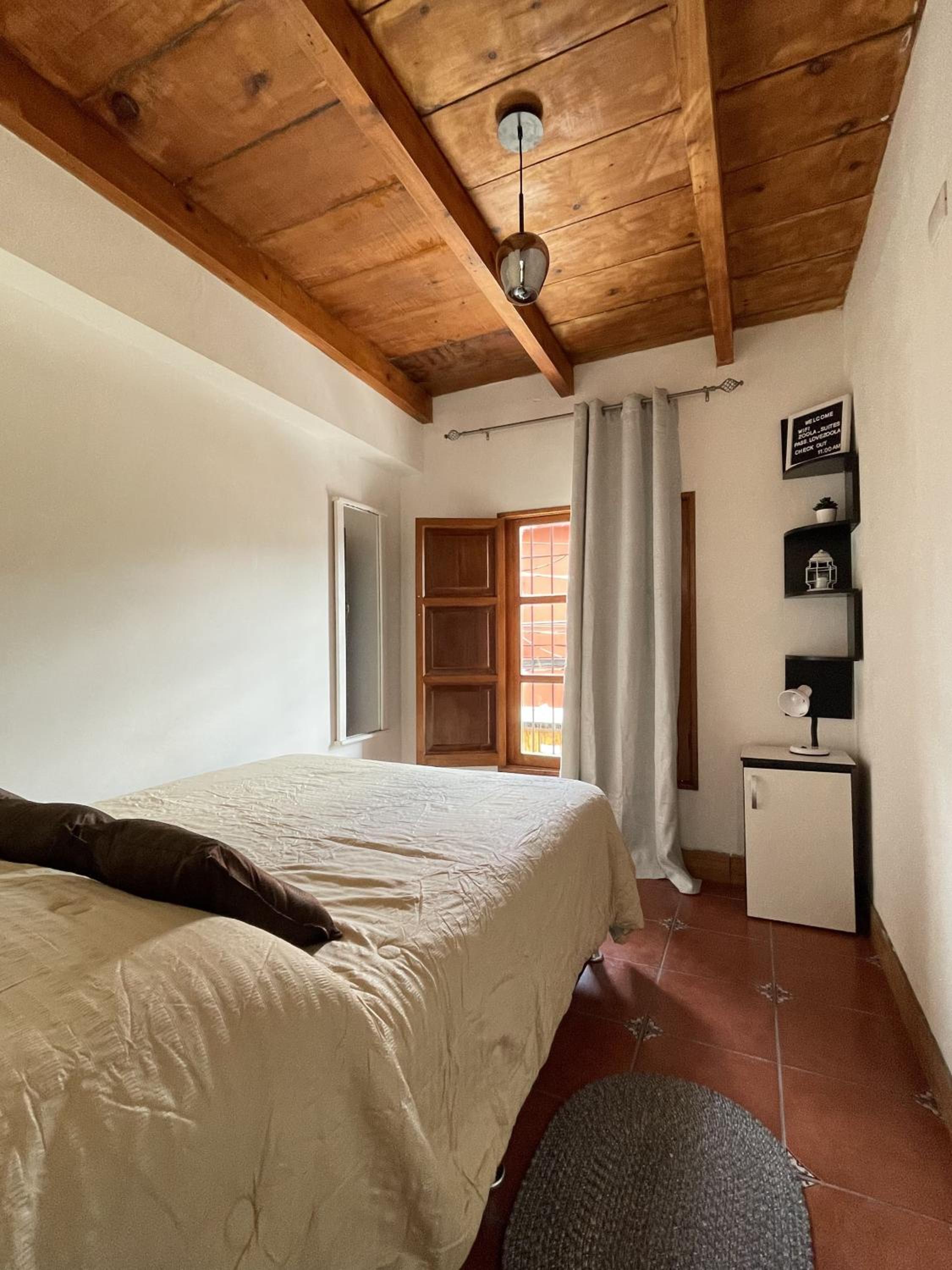 Standard Double Room with Shared Bathroom photo 1