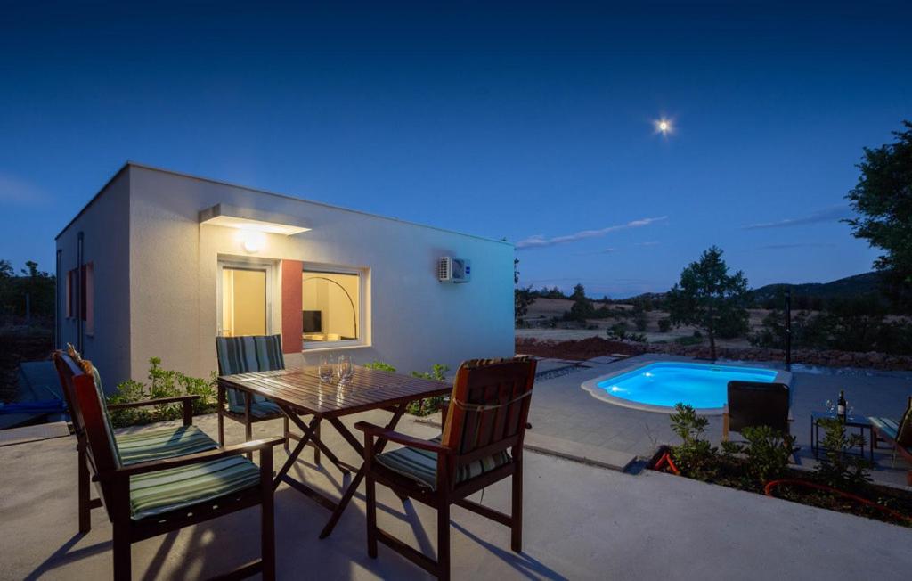 One-Bedroom Villa photo 2