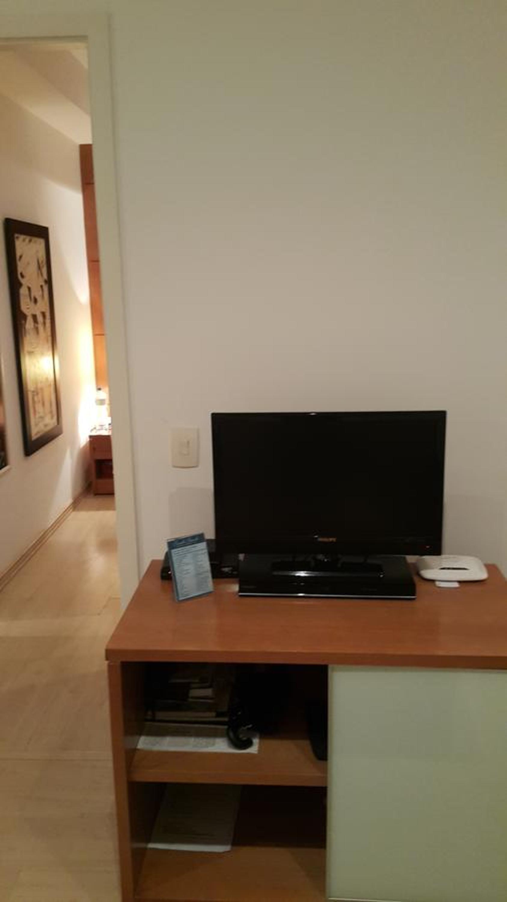 One-Bedroom Apartment - Photo 11