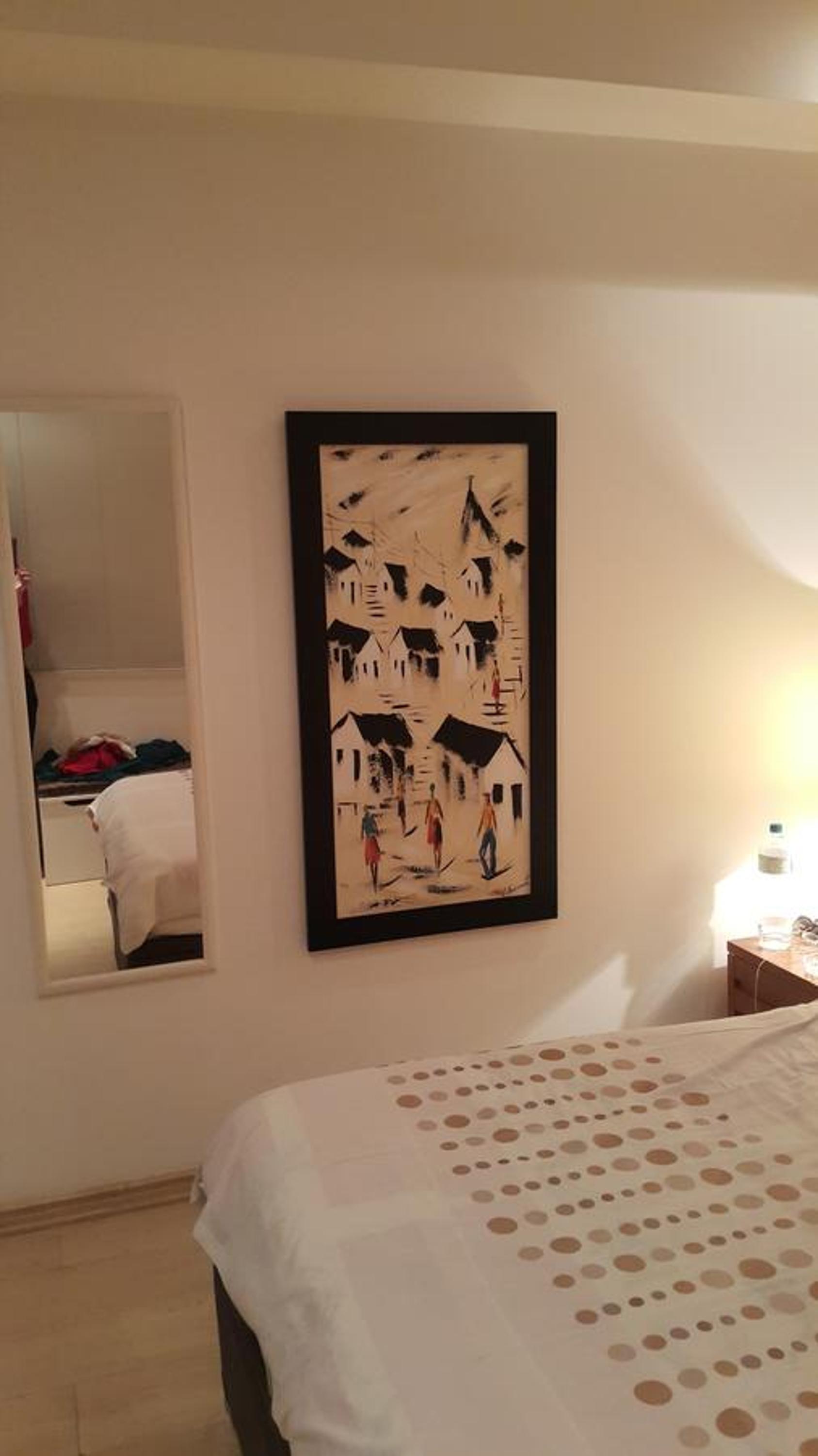 One-Bedroom Apartment - Photo 12