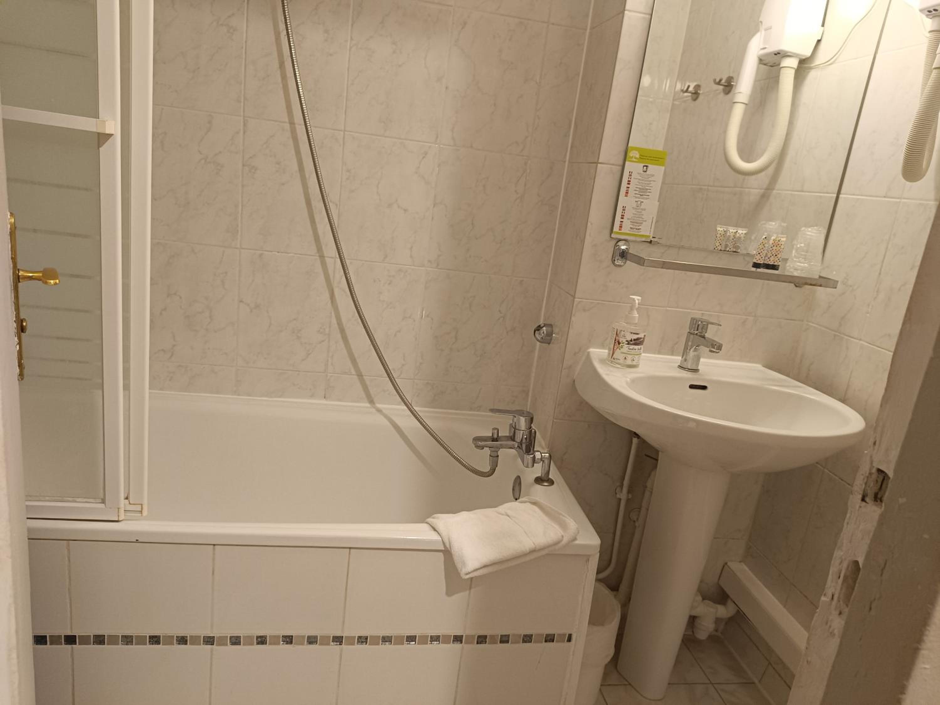 Double Room photo 3