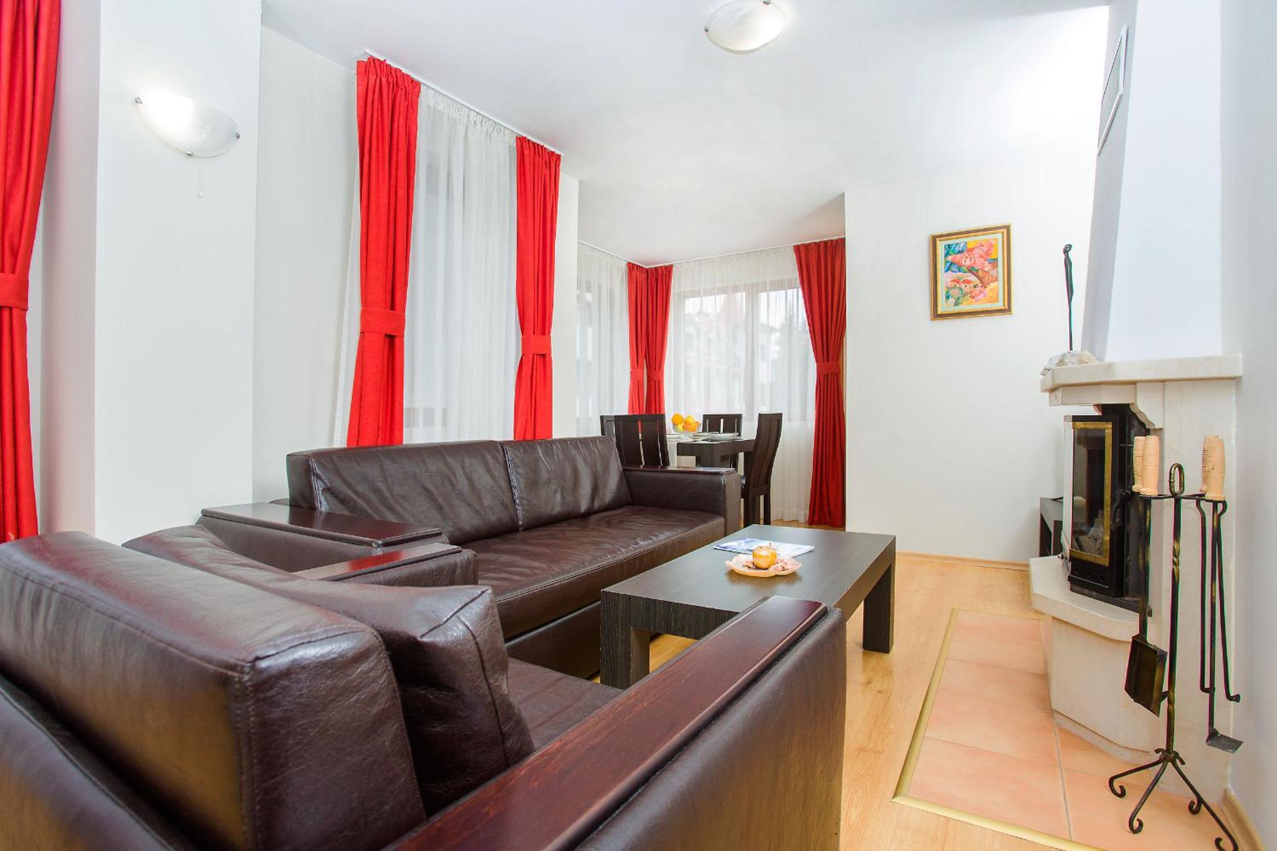 One-Bedroom Apartment - Photo 5