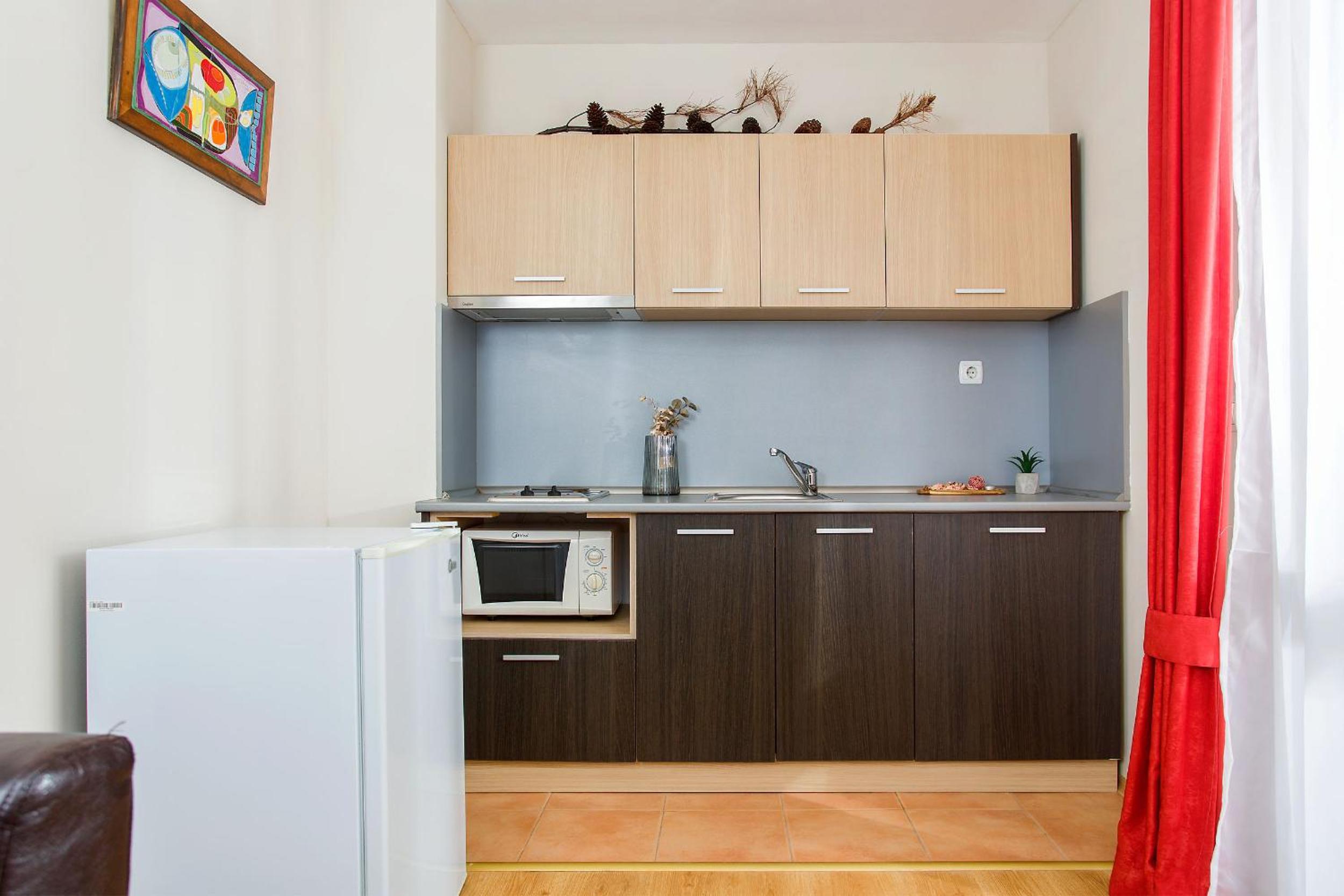 One-Bedroom Apartment - Photo 21