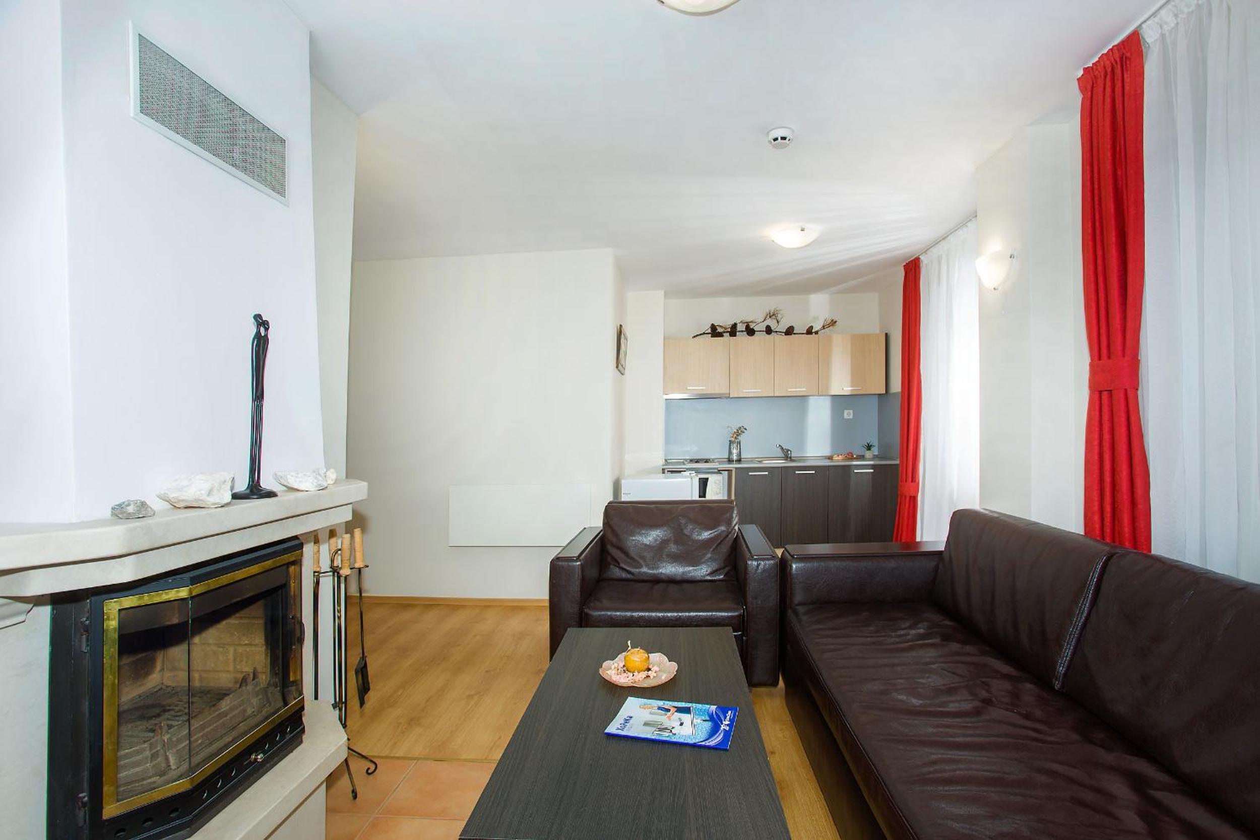 One-Bedroom Apartment - Photo 22