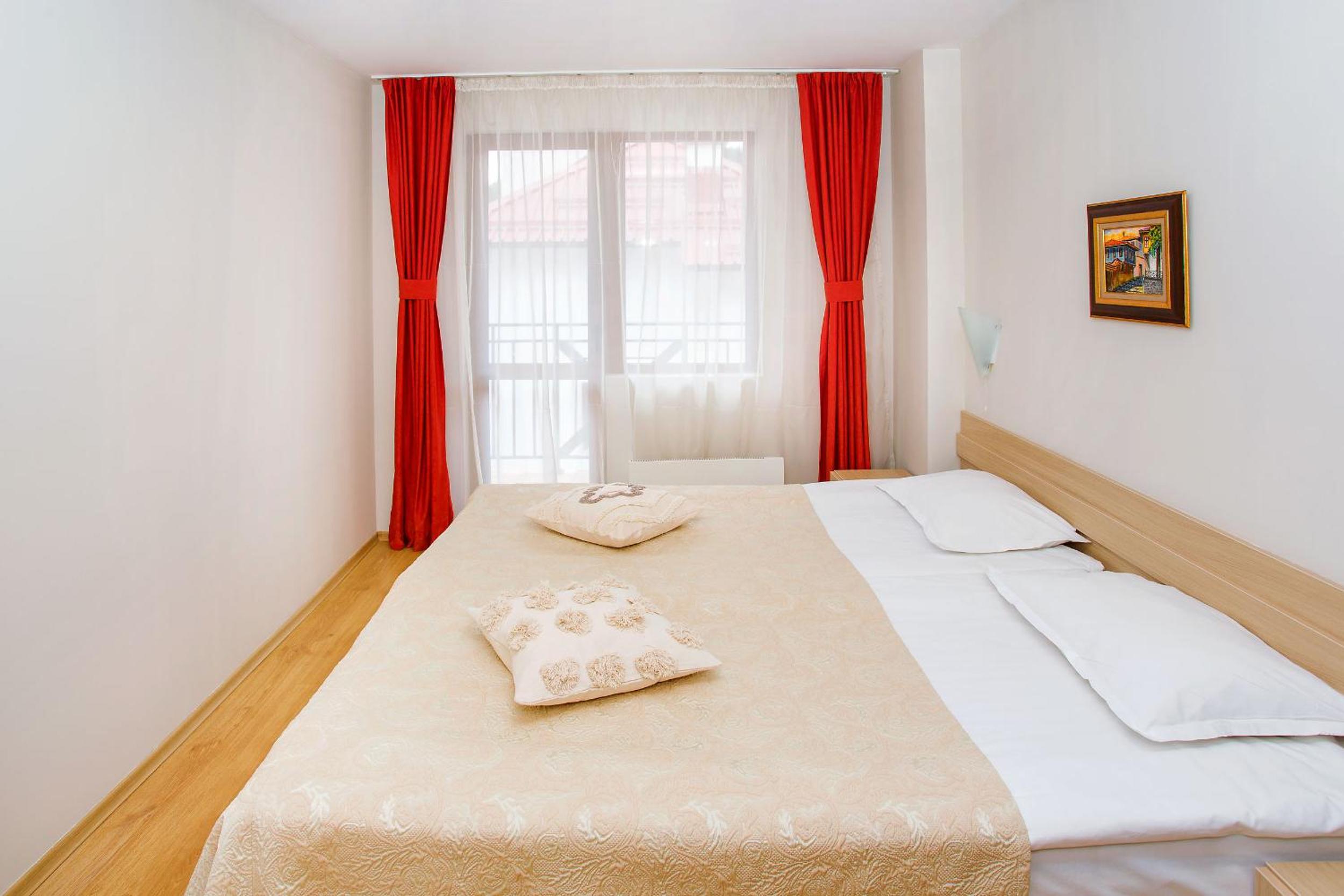 One-Bedroom Apartment - Photo 20