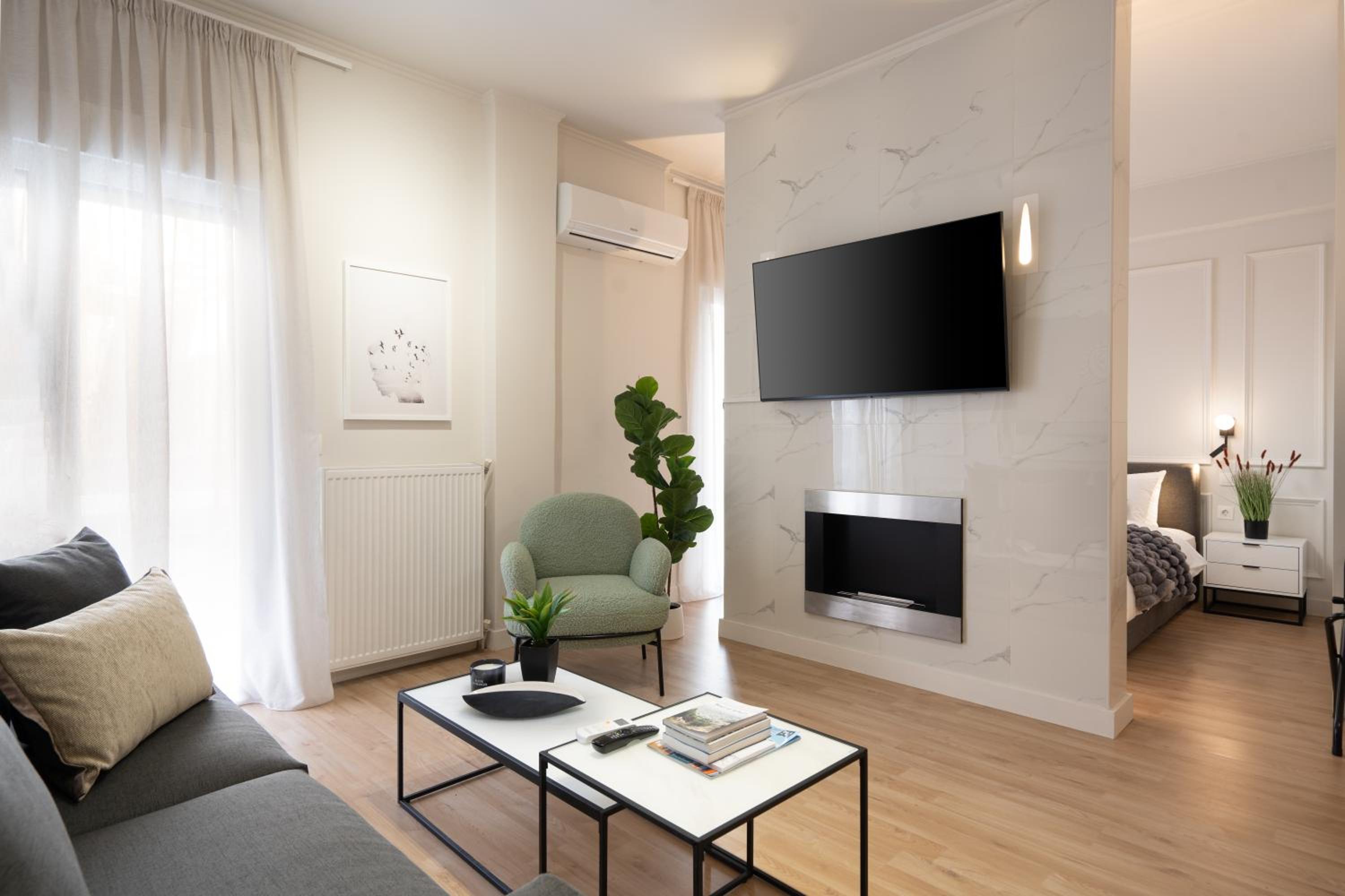 Superior Apartment