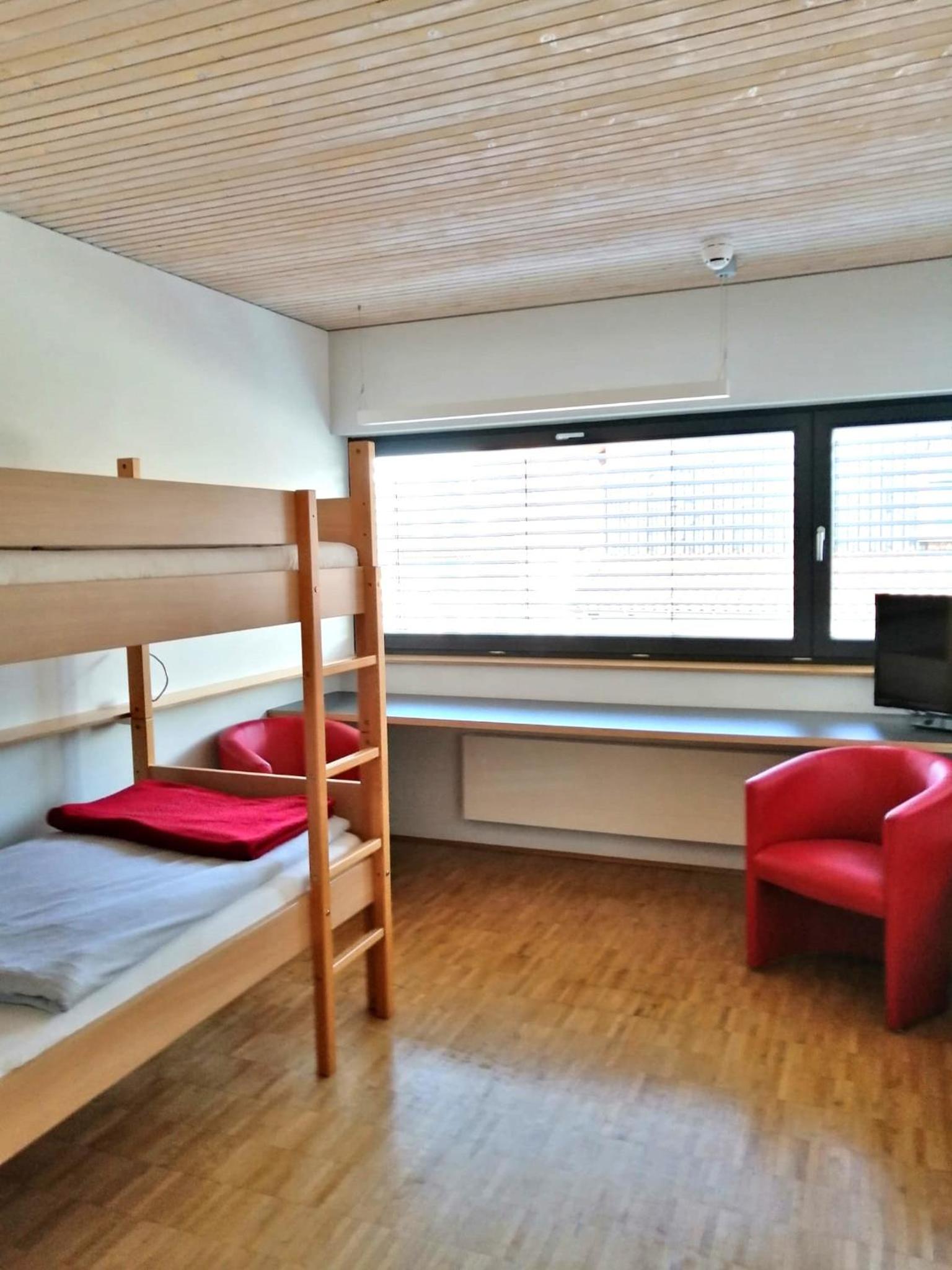 Economy Quadruple Room - Photo 2