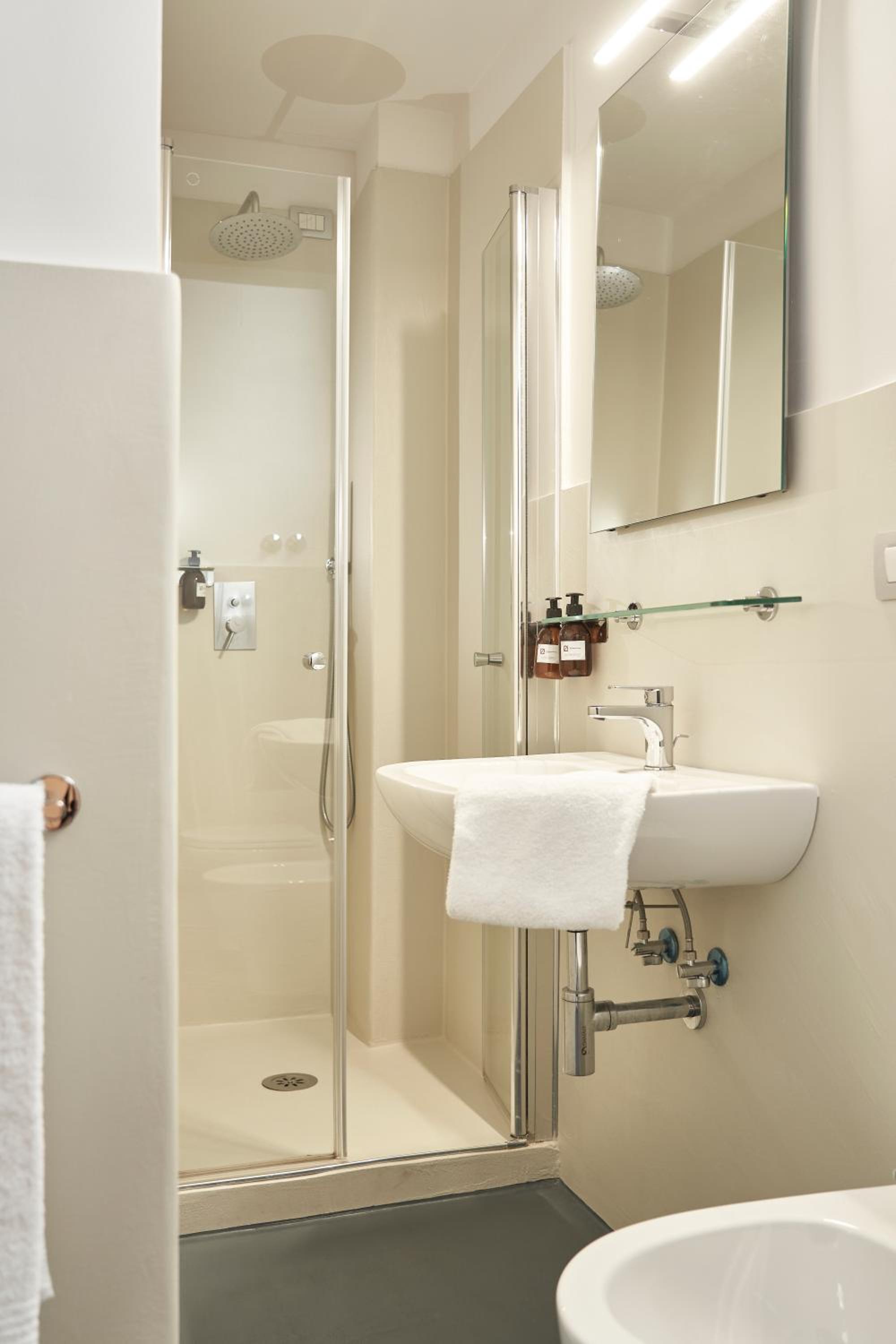 Executive Double or Twin Room photo 3