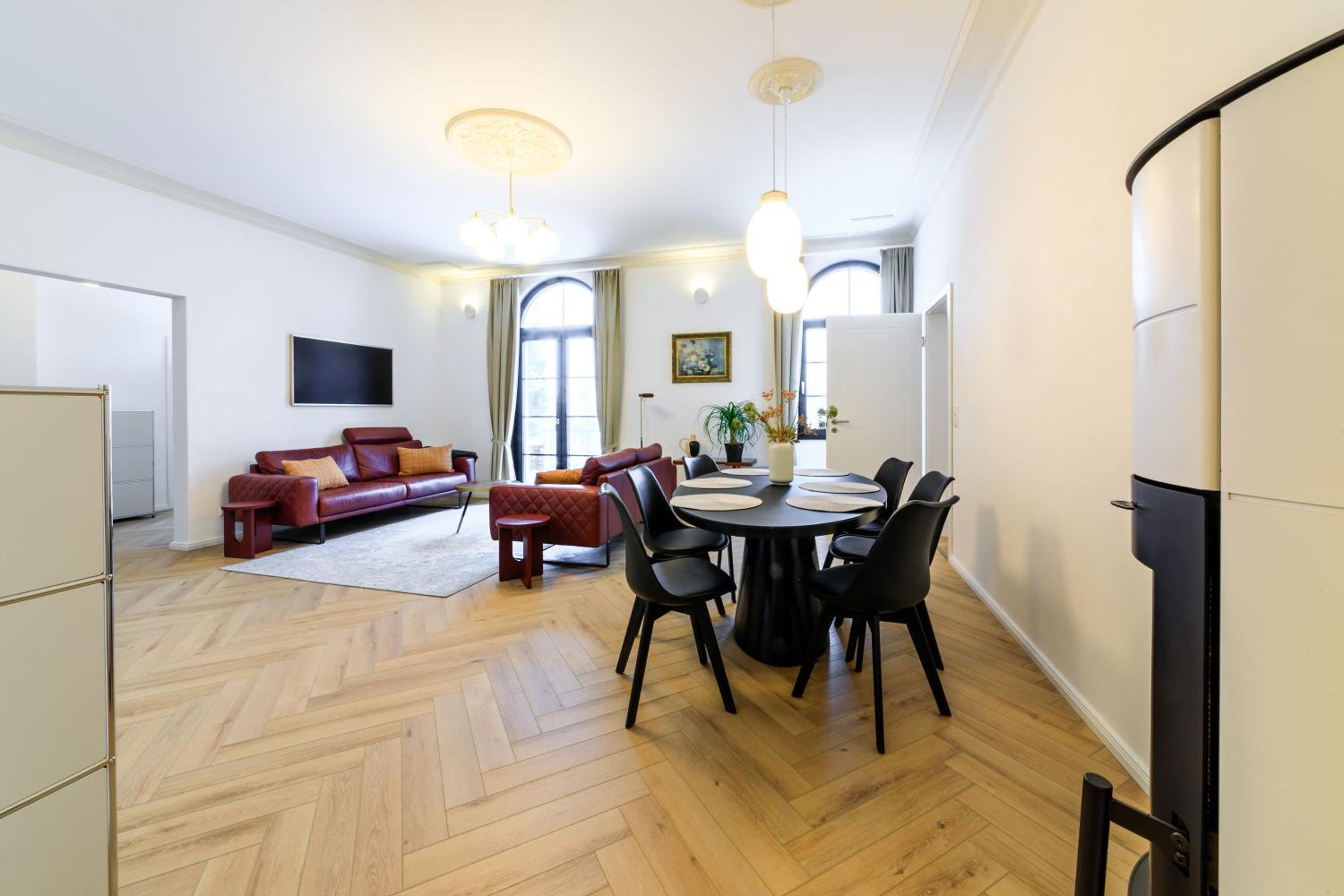 Three-Bedroom Apartment photo 3