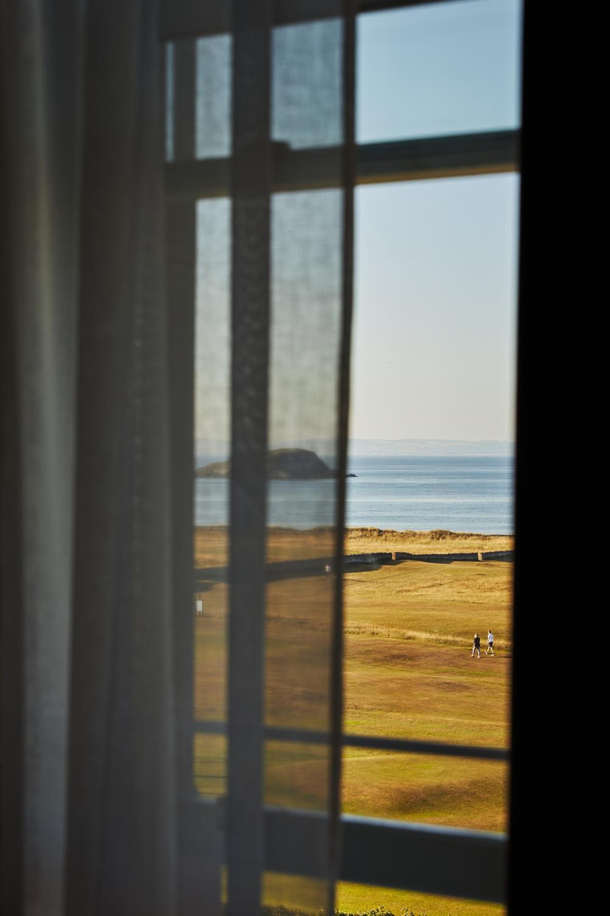 Deluxe Double Room with Sea View - Photo 11