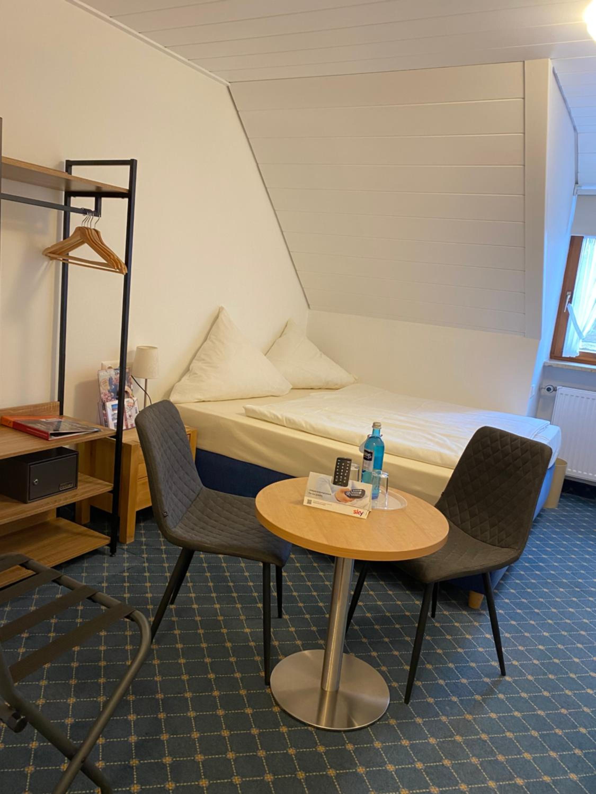 Economy Double or Twin Room - Photo 3