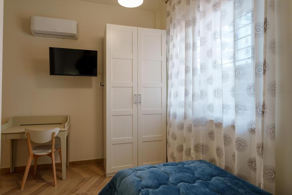 Small Double Room photo 3