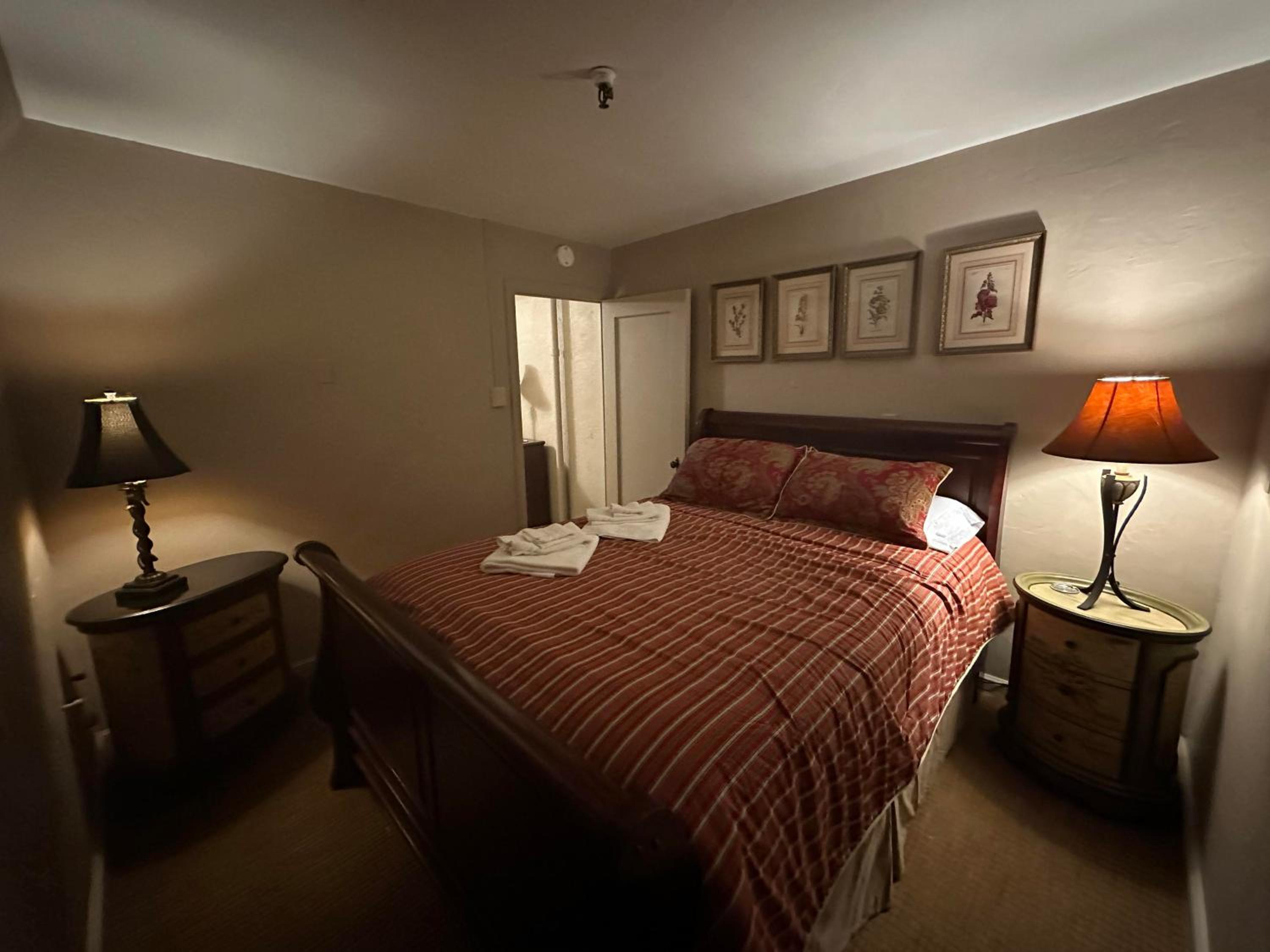 Deluxe Queen Room photo 2