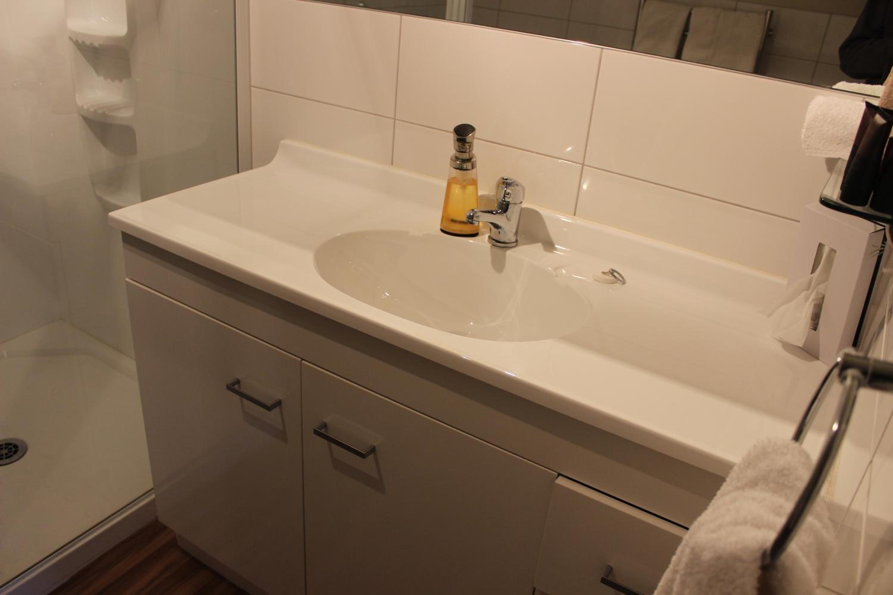 One-Bedroom Apartment - Photo 10