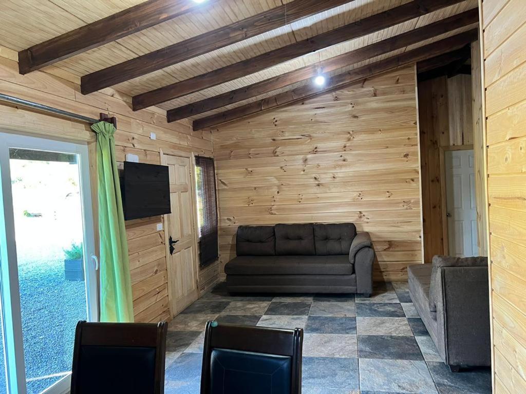 One-Bedroom House photo 3