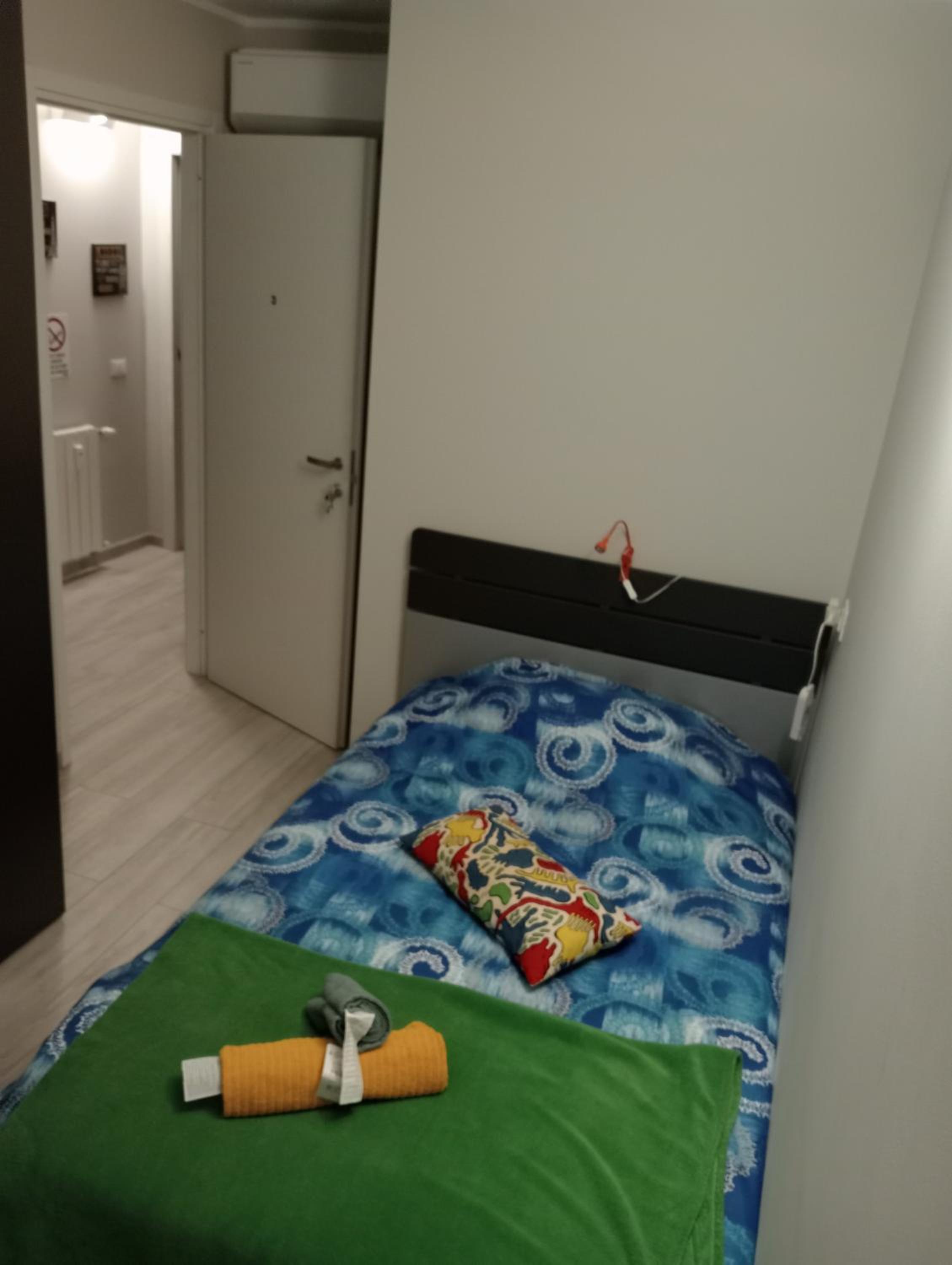 Standard Double Room with Shared Bathroom photo 3