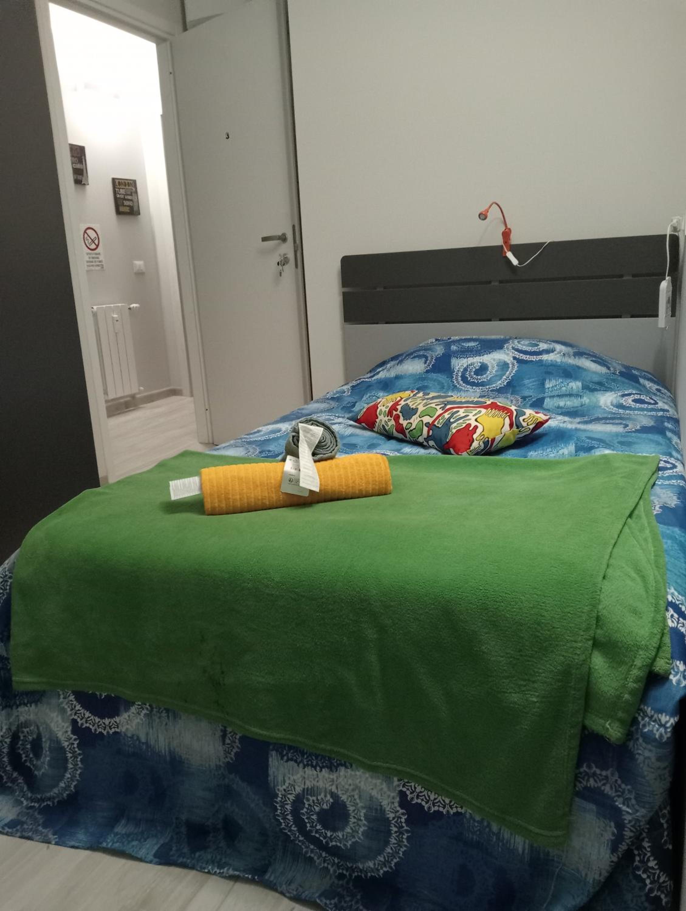 Standard Double Room with Shared Bathroom photo 1