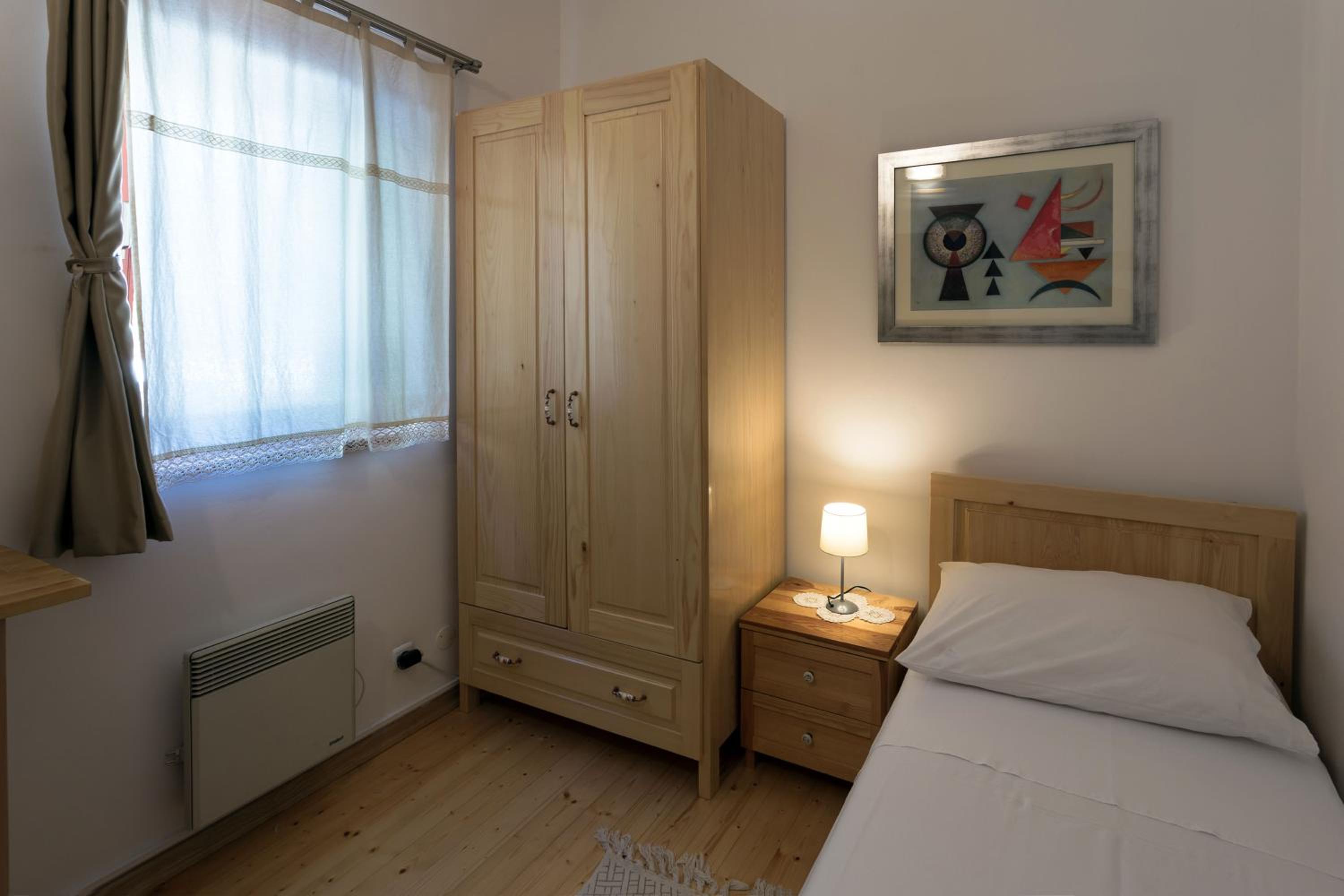Four-Bedroom House photo 1