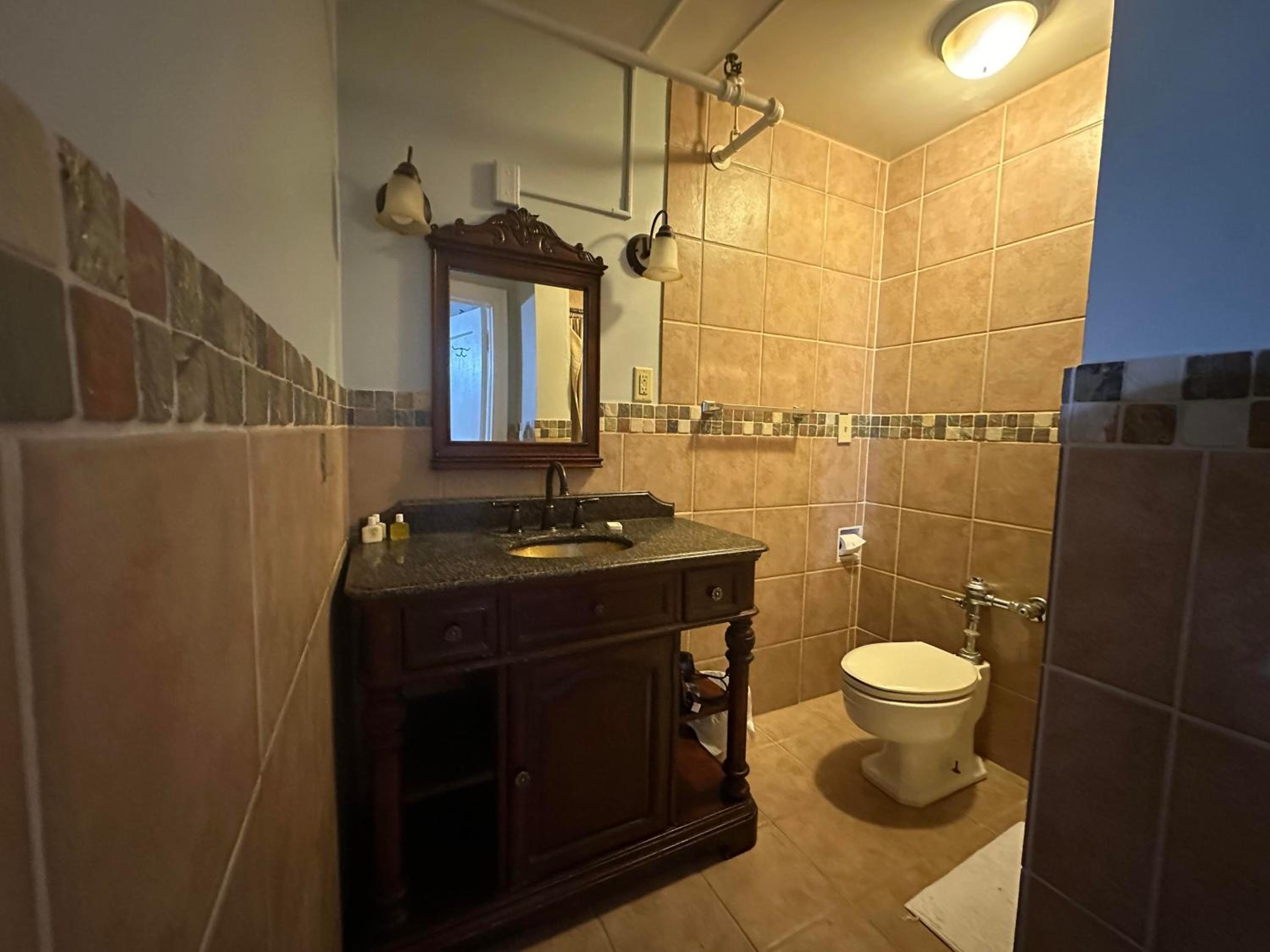 Deluxe Queen Room photo 2