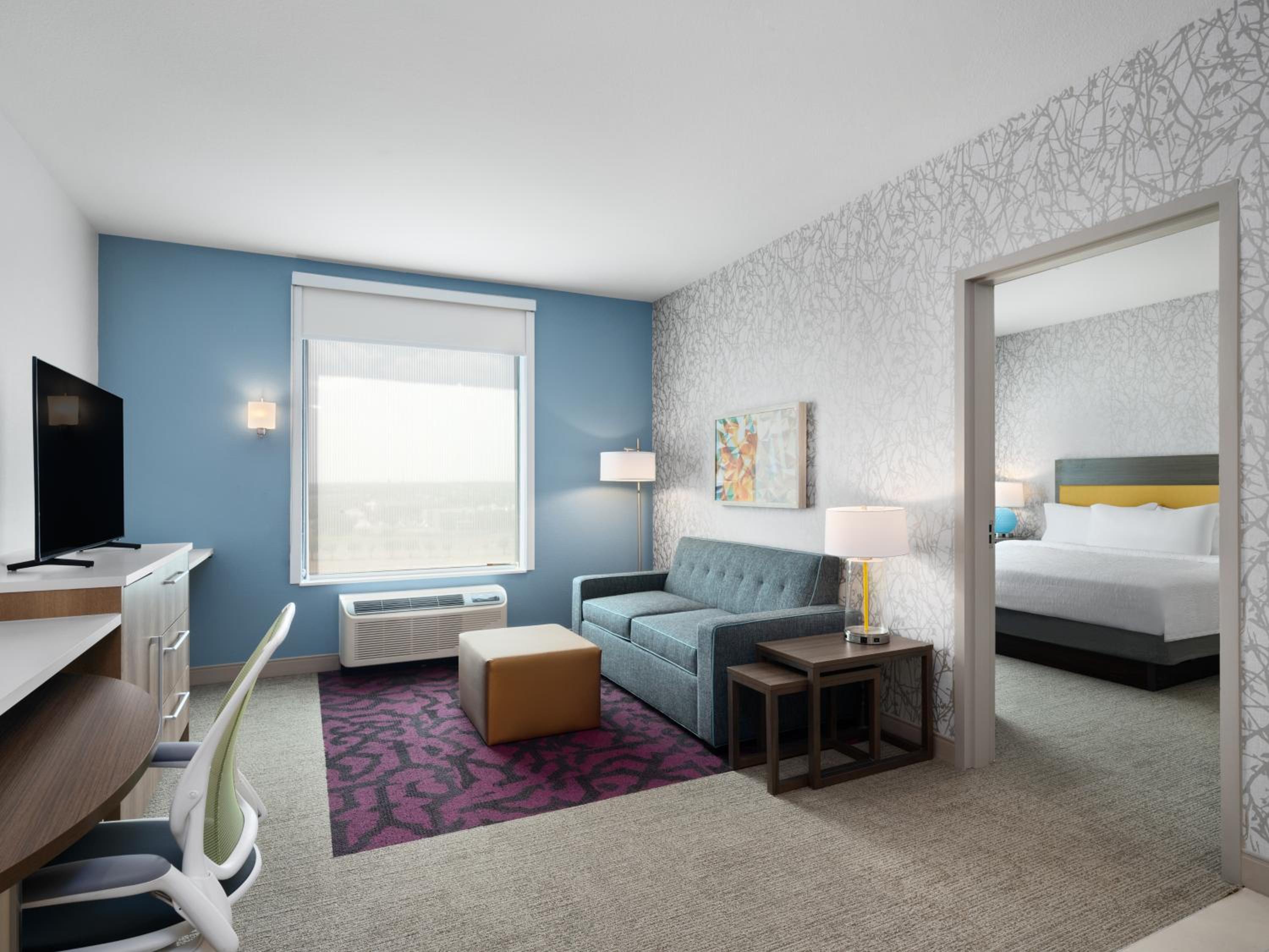 One-Bedroom King Suite - Photo 8