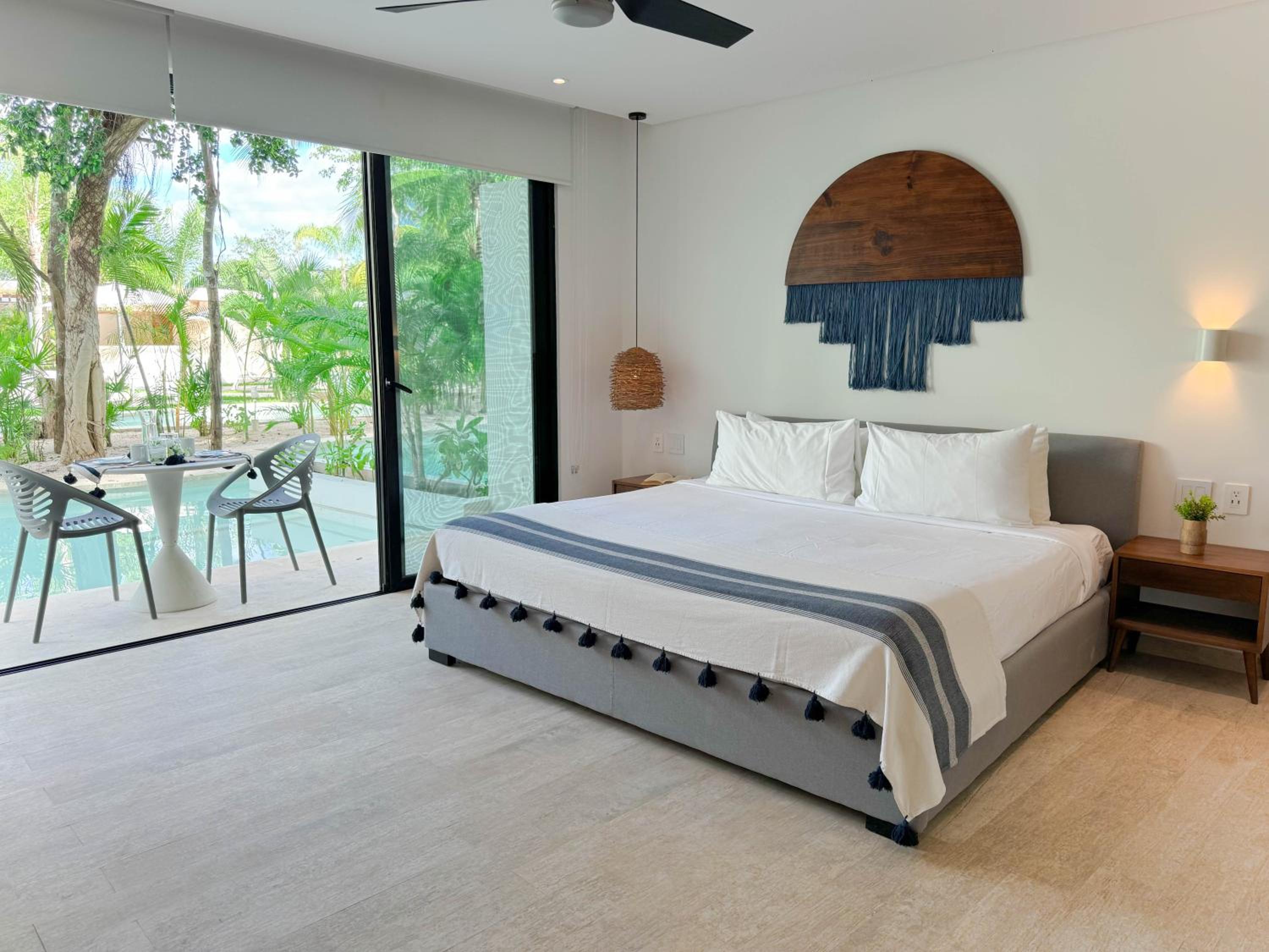 One-Bedroom Apartment - Photo 36