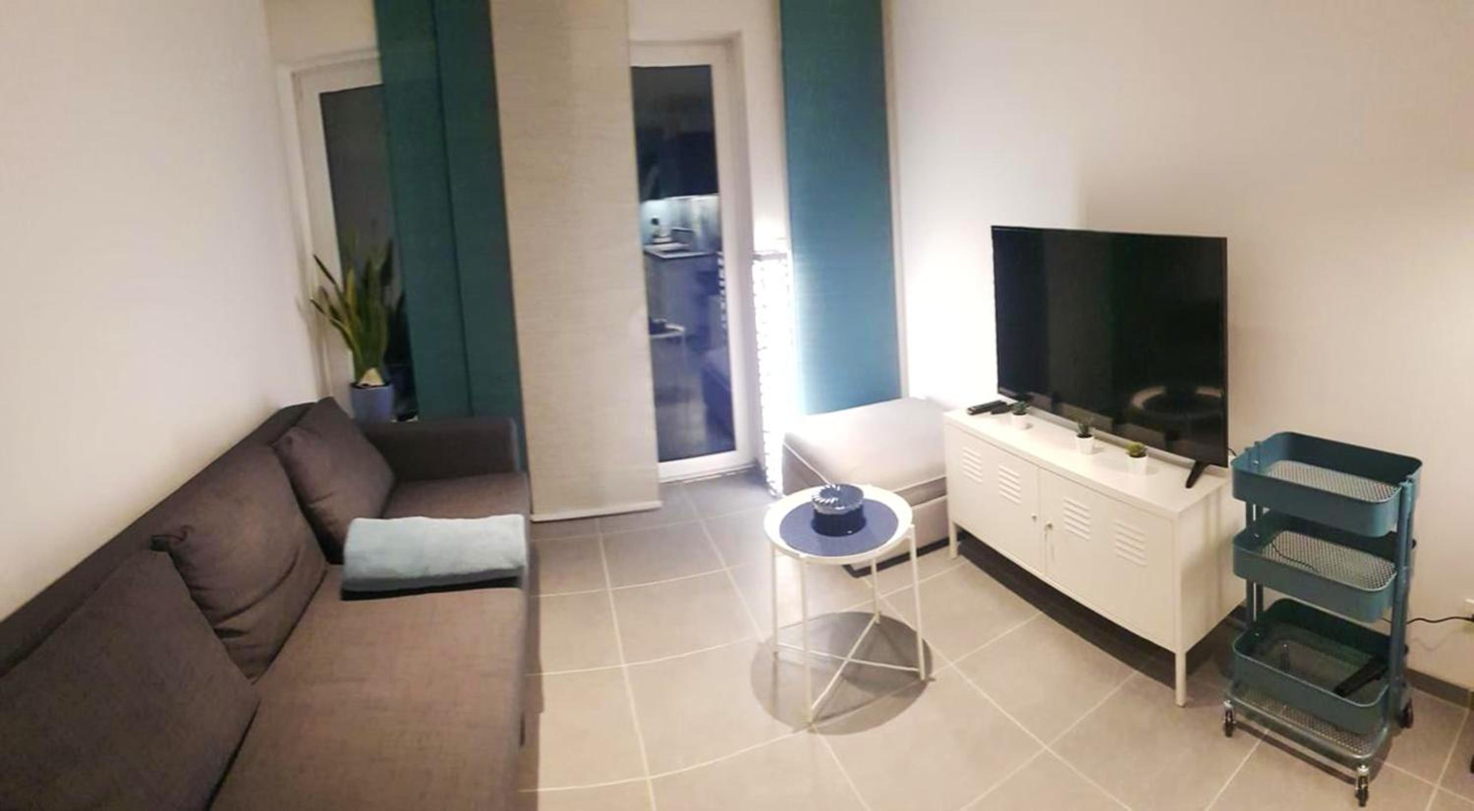 One-Bedroom Apartment photo 3