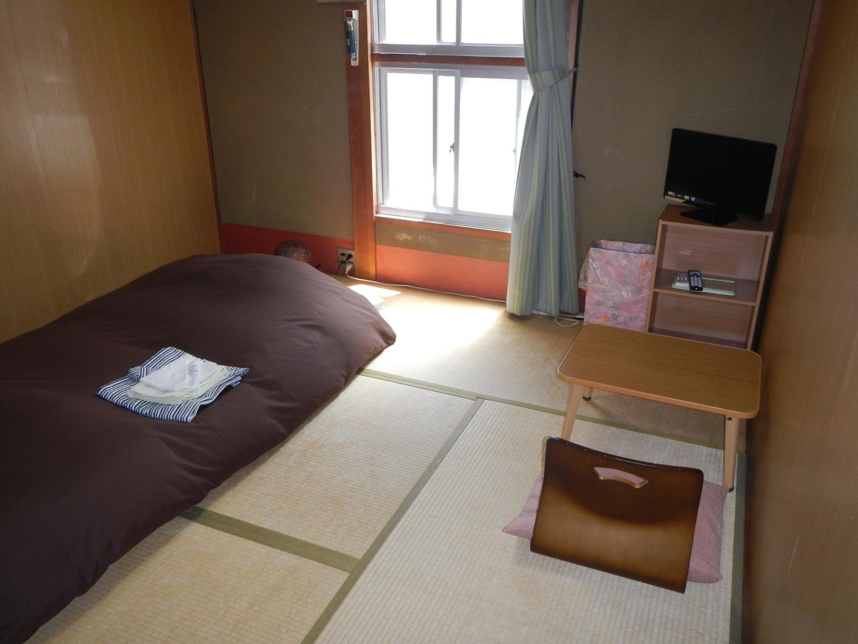 Single Room photo 2