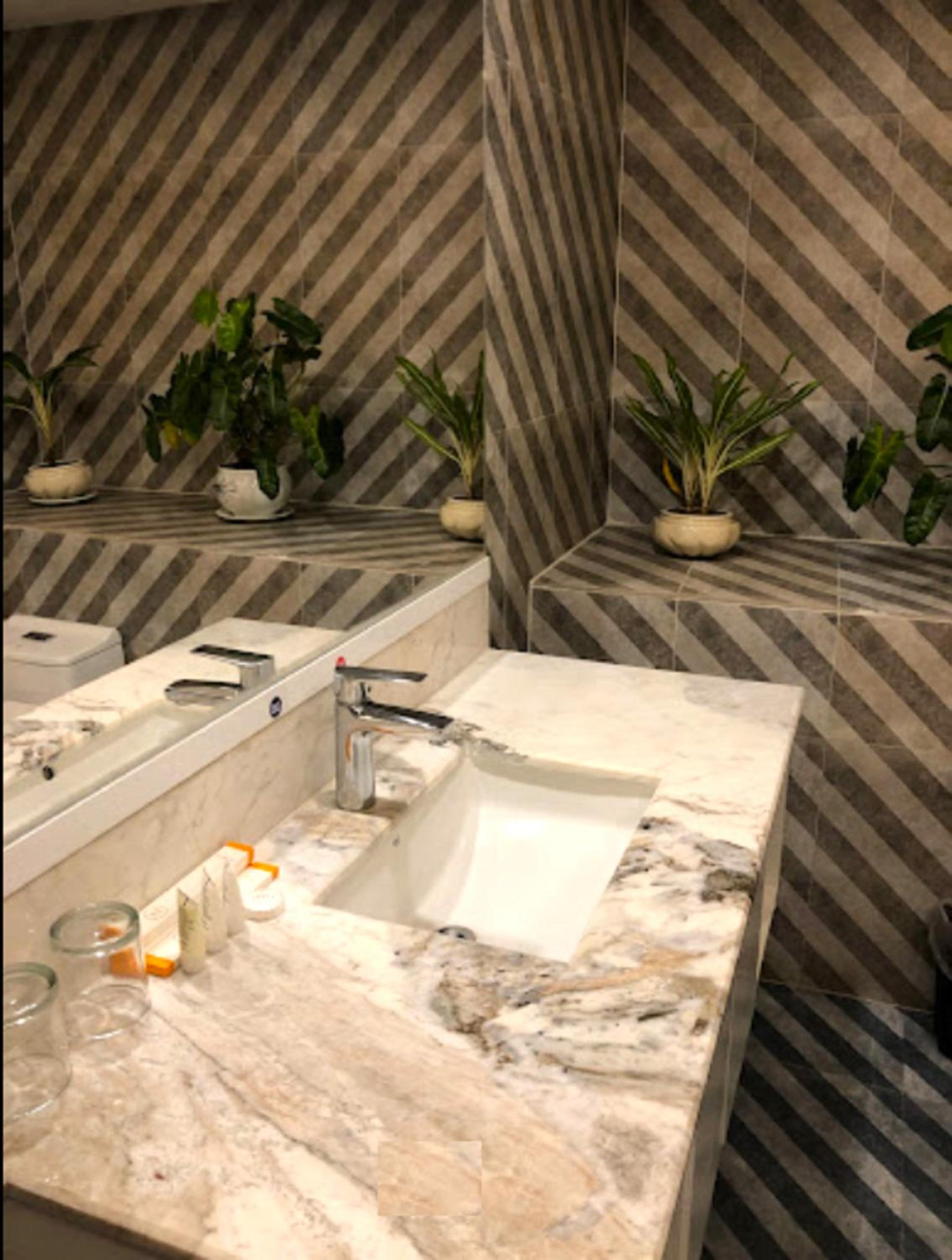 Deluxe King Room photo 3