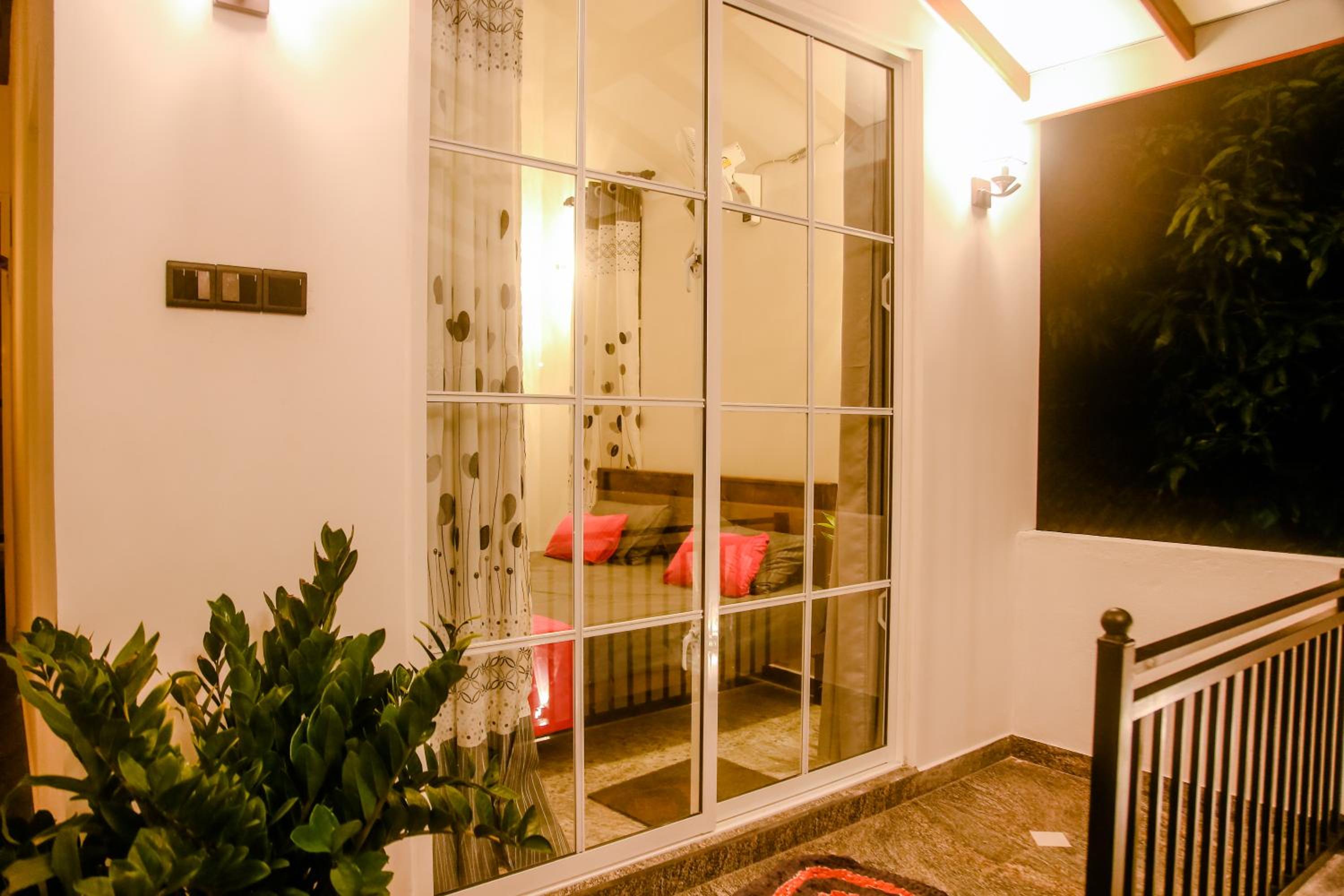 Double Room with Balcony photo 3