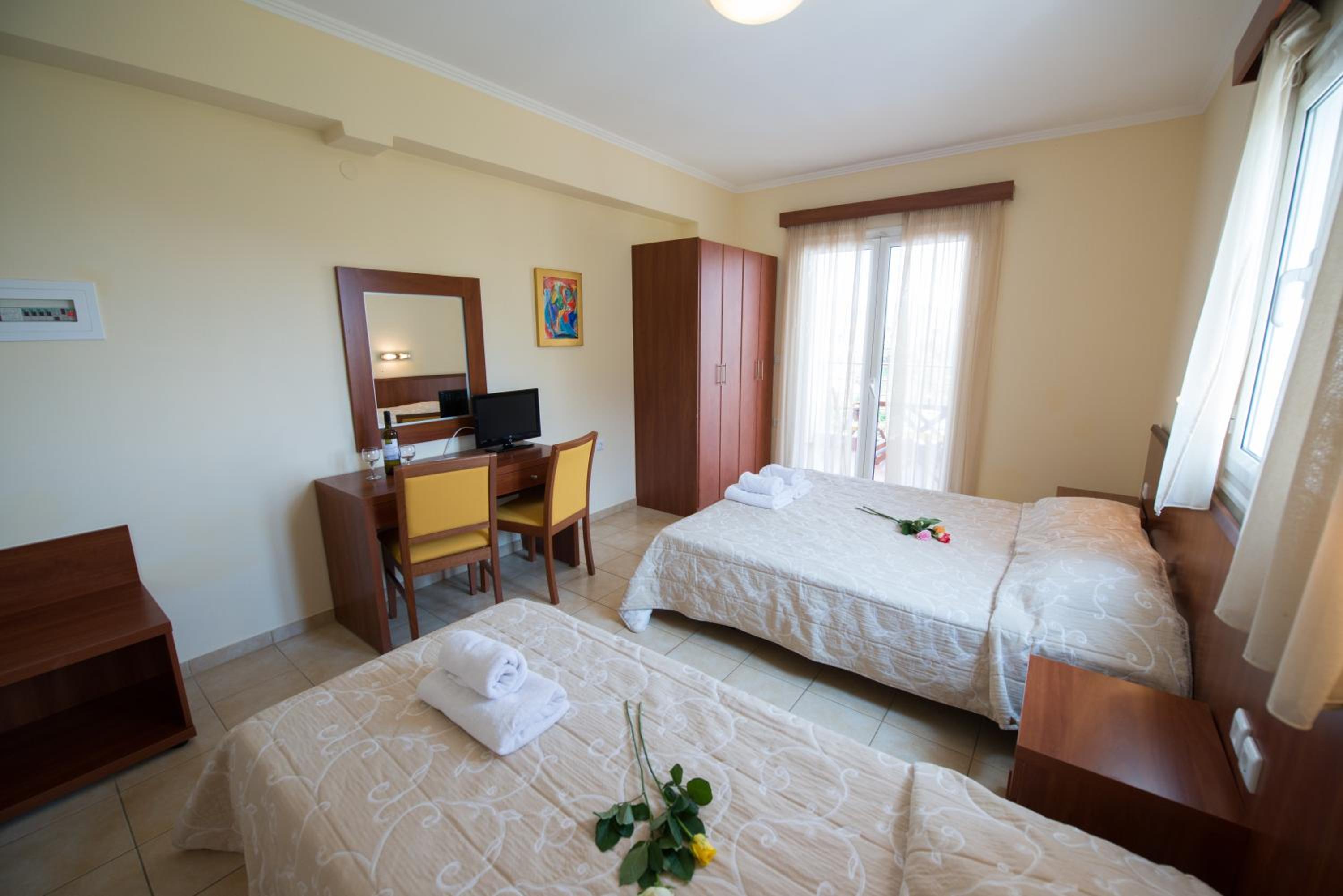 Apartment (4 Adults)