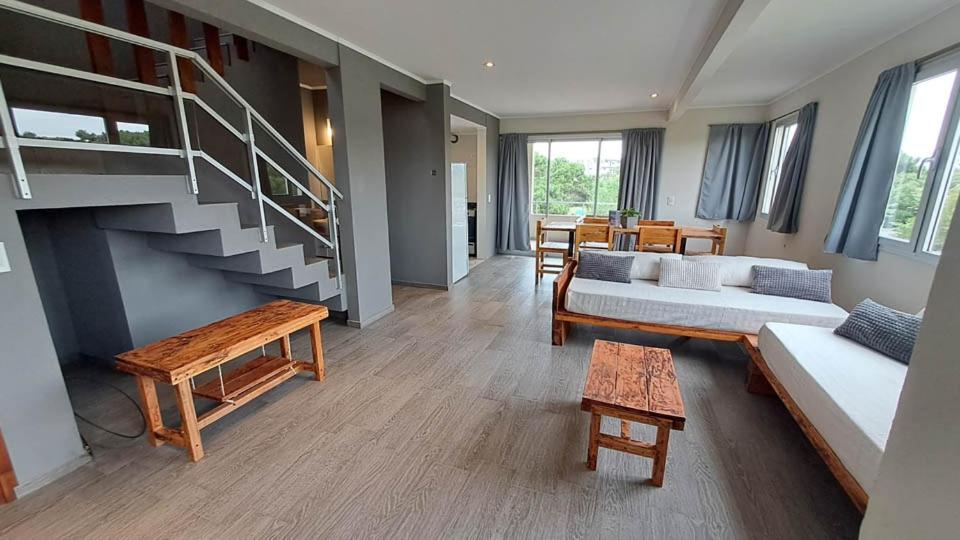 Two-Bedroom Deluxe Apartment with Balcony photo 3